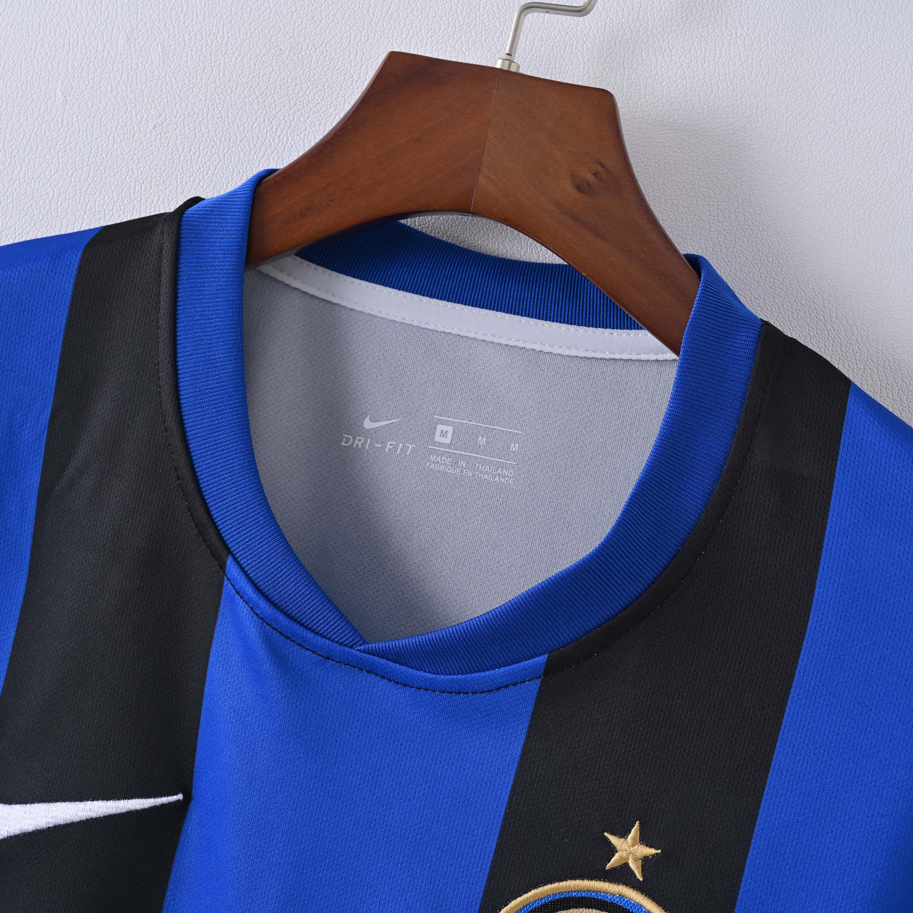 2008/2009 Retro Internazionale Milan Home Football Jersey 1:1 Thai Quality:football jersey mysite: unitedjerseyfootball 邓江浪:football