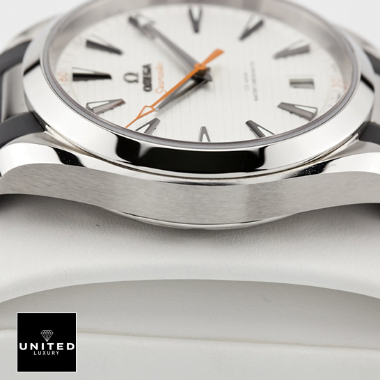 Omega Seamaster Aqua Terra White Dial 220.12.41.21.02.002 Replica white background