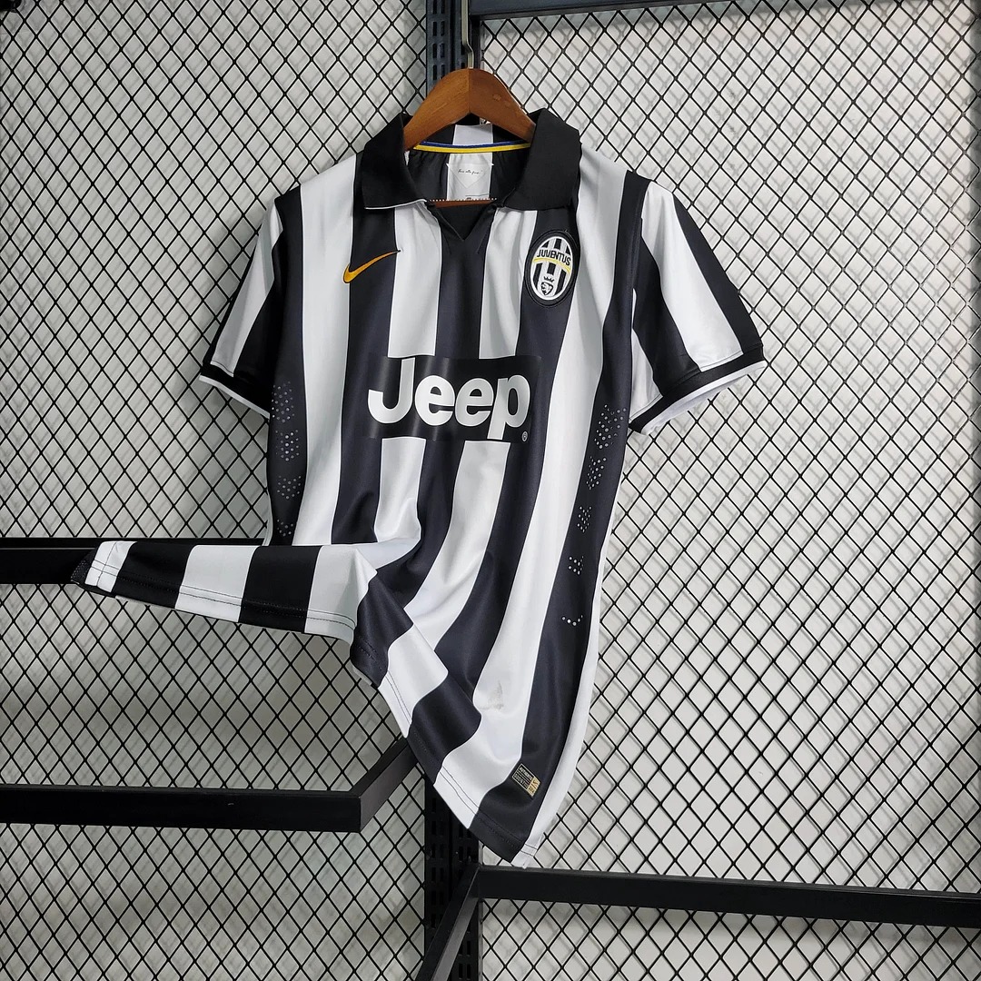 Higojerseys-Retro Juventus 2014-15 Home Stadium Jersey