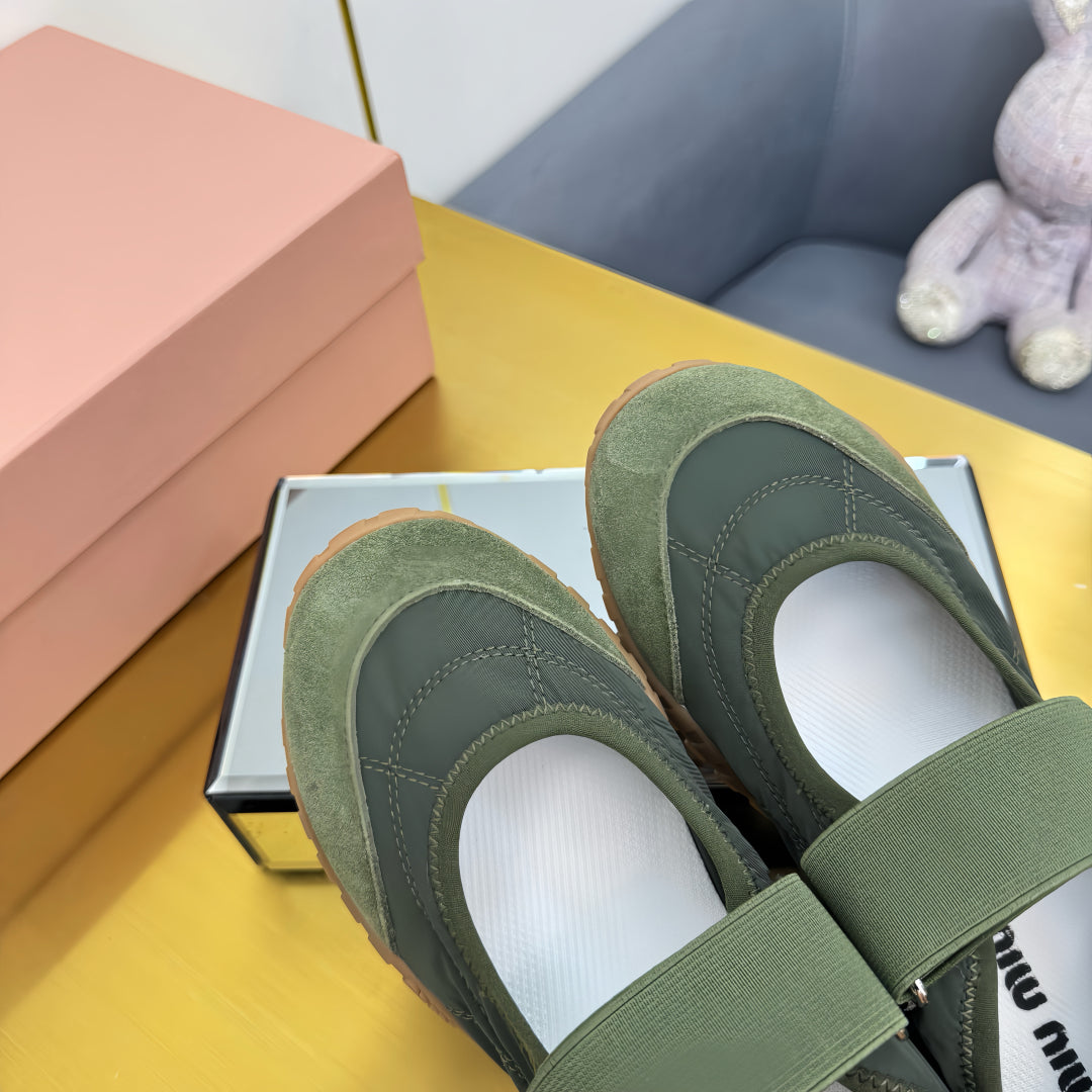 BALLERINAS SHOES IN DARK GREEN TYRE TECHNICAL FABRIC AND SUEDE、mysite、Cacoeks