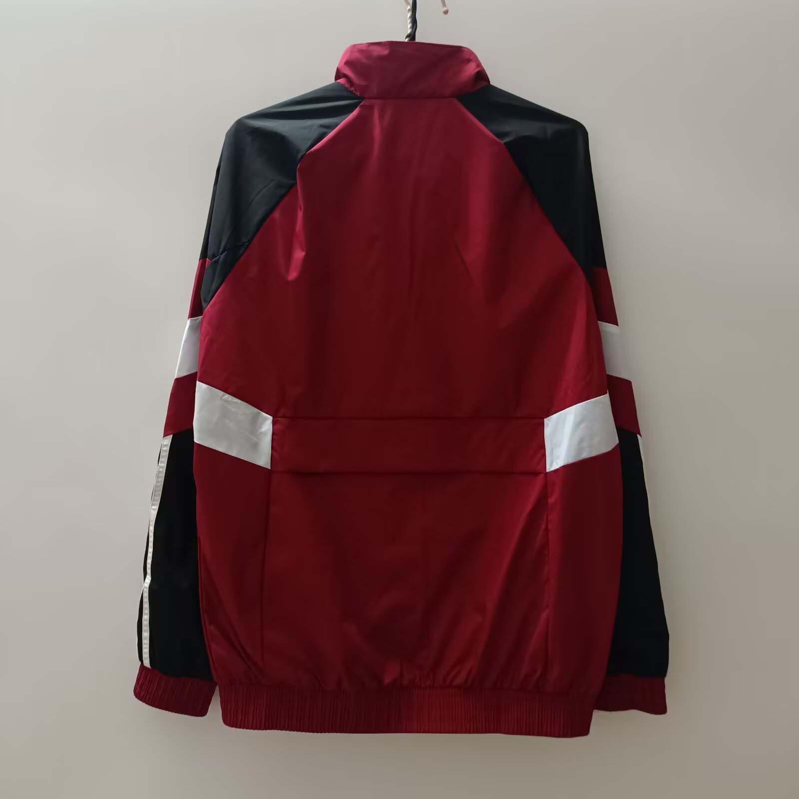 2024/2025 Manchester United Windbreaker Red Football Shirt 1:1 Thai Quality:football jersey mysite: unitedjerseyfootball 邓江浪:football