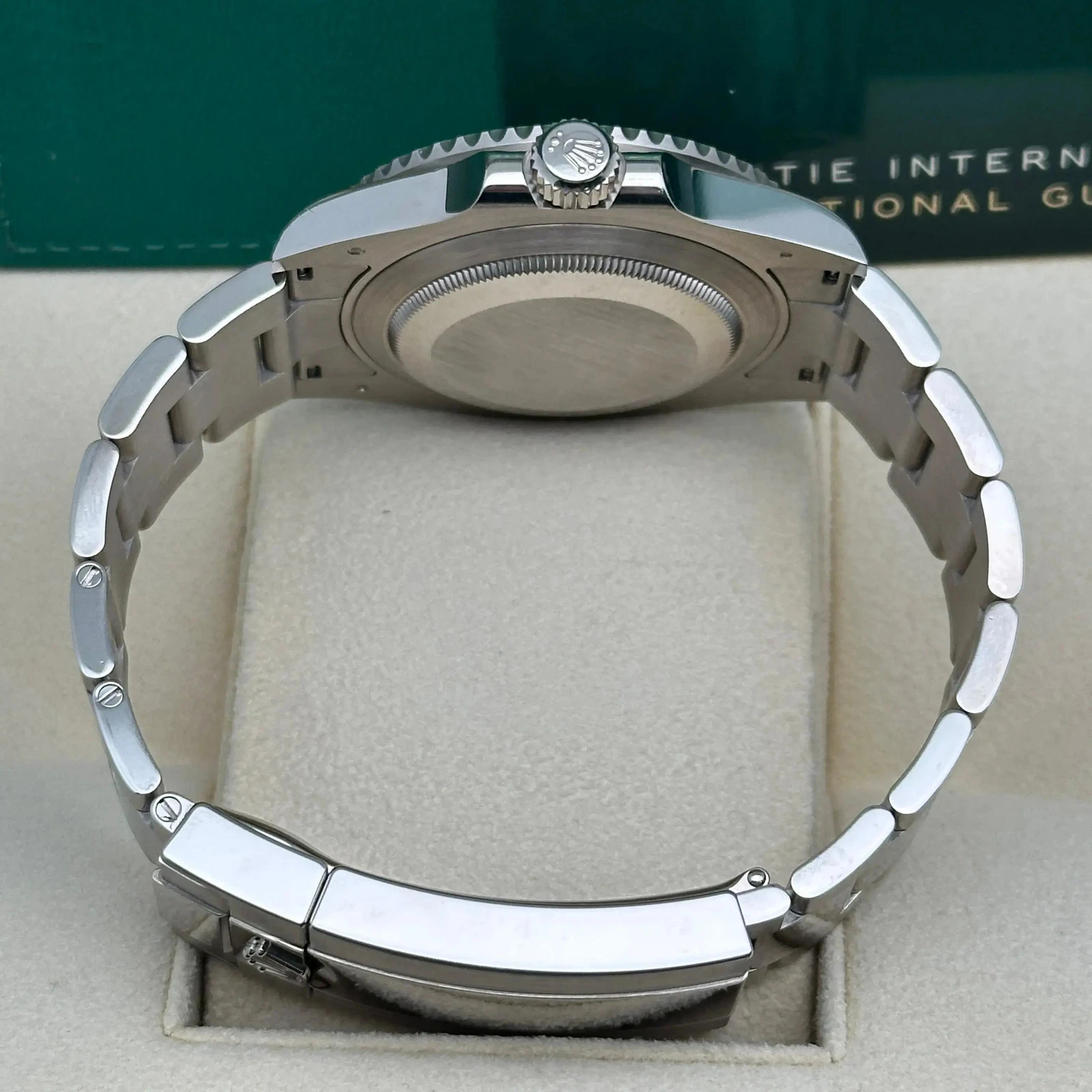 Rolex Submariner Super Clone Swiss ReplicaWatch Ref 126619LB 3235 Swiss Movement