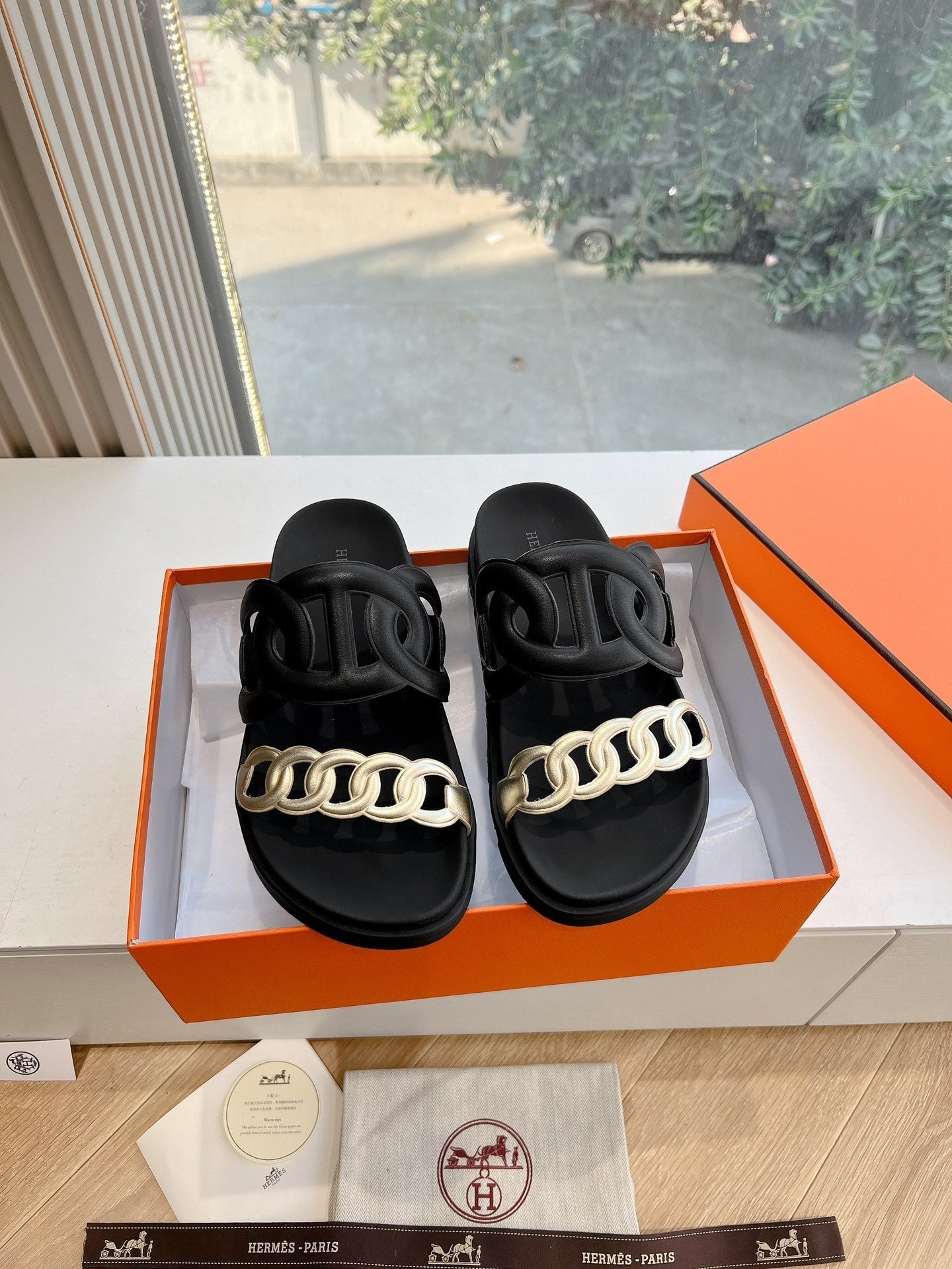 EXTRA SANDAL IN BLACK MIX SILVER CALFSKIN、mysite、Cacoeks