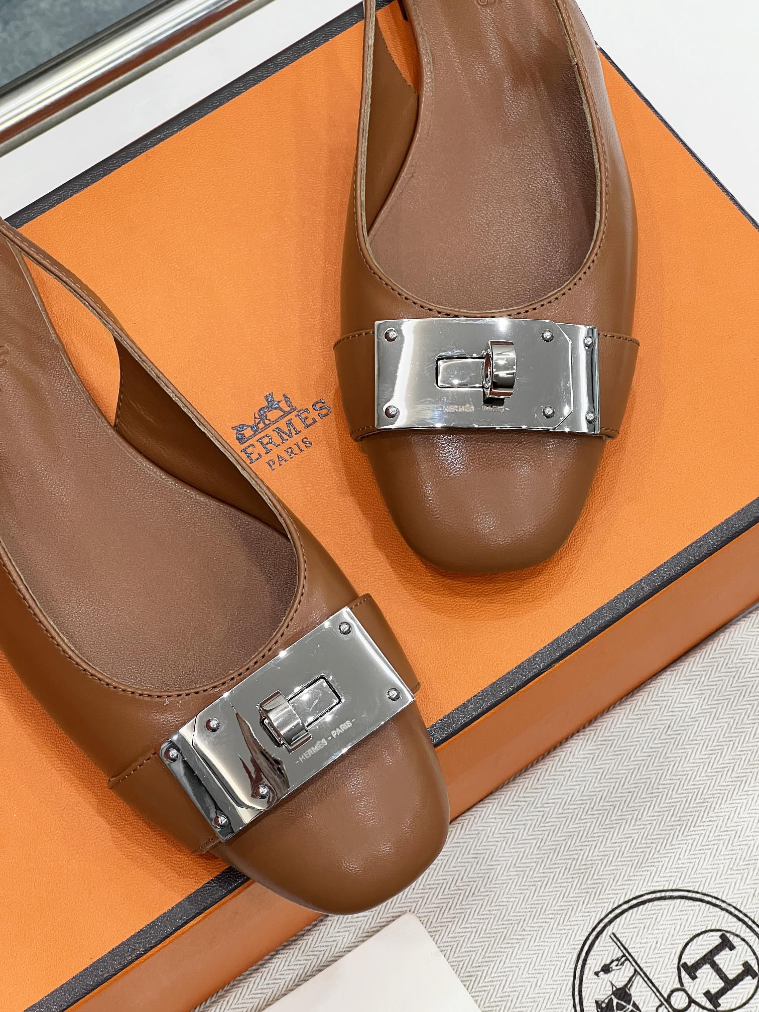 INNOCENTE SLINGBACK CARAMEL CALFSKIN、mysite、Cacoeks