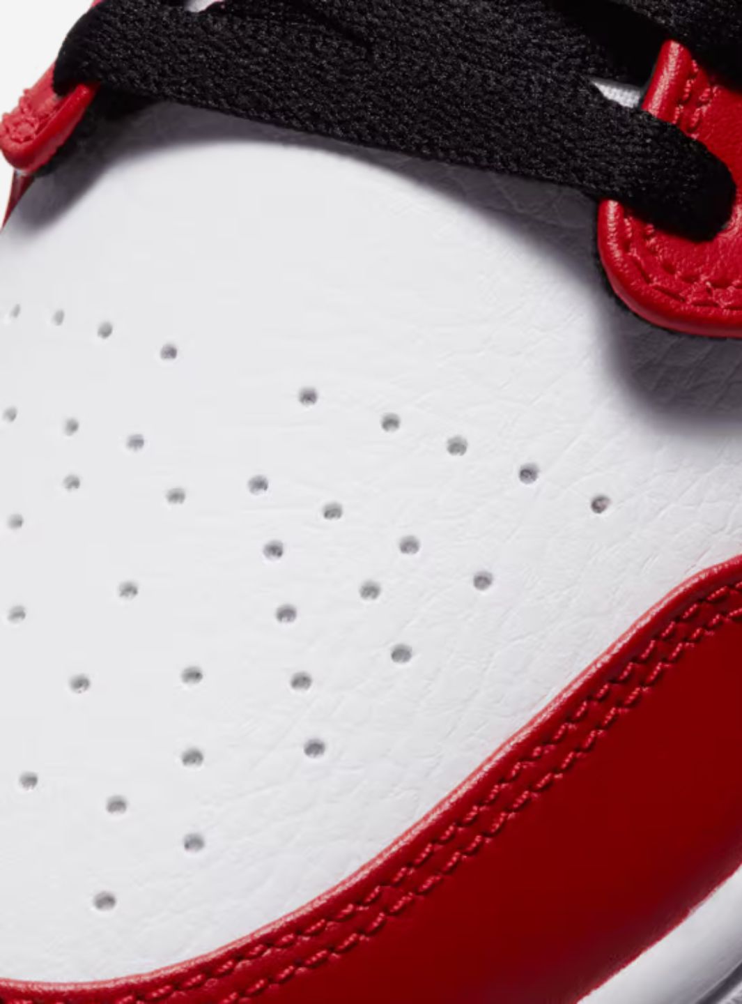 Air Jordan 1 Mid Chicago (2020)、JORDAN、Cacoeks