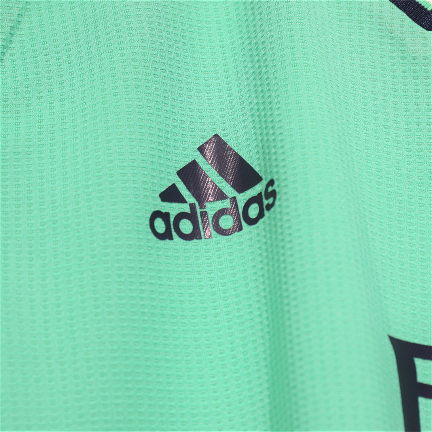 foot-Retro Real Madrid 2019-20 Third Jersey - Player Version