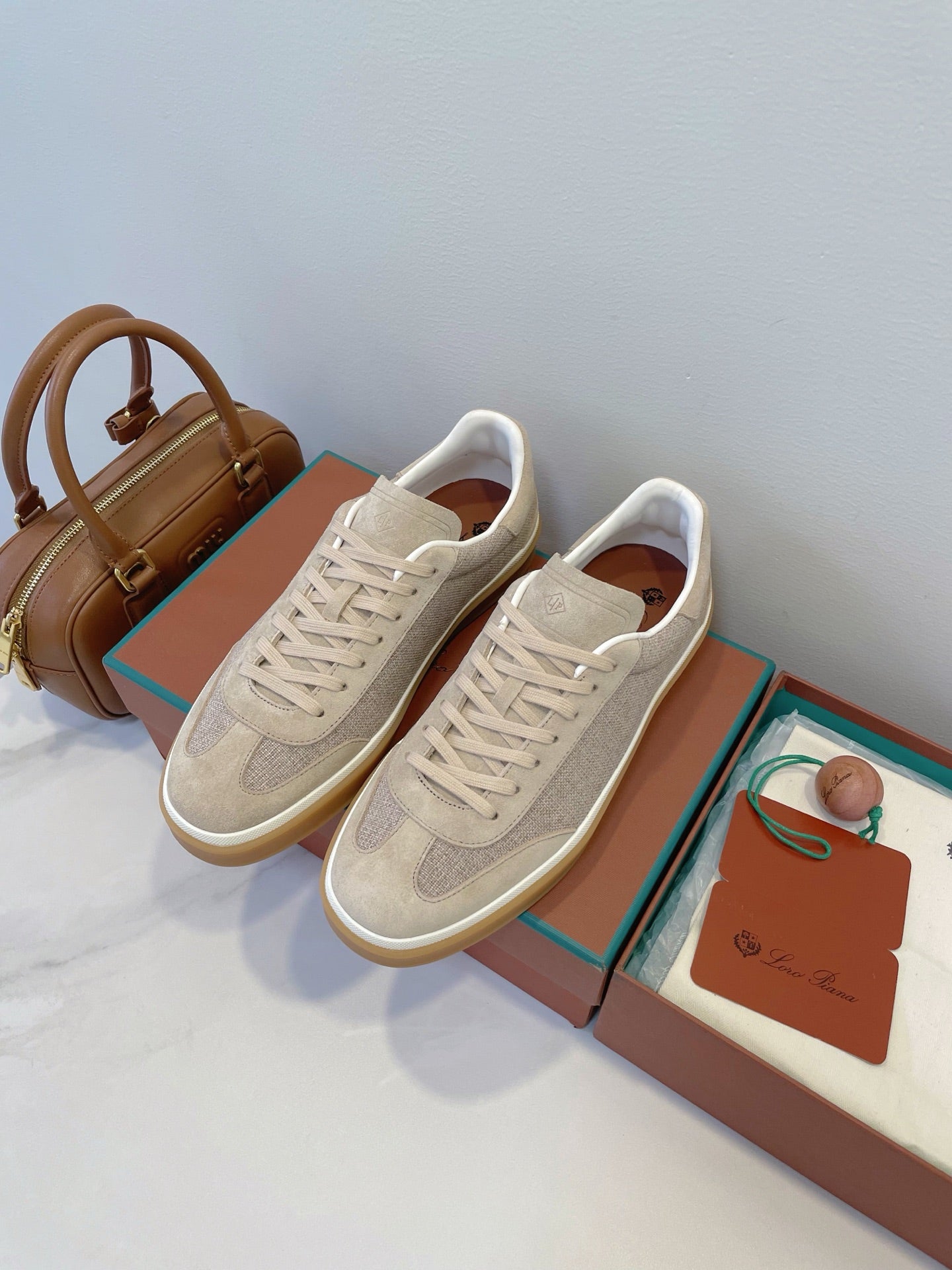 SNEAKERS IN LIGHT BEIGE SUEDE WITH CANVAS、mysite、Cacoeks