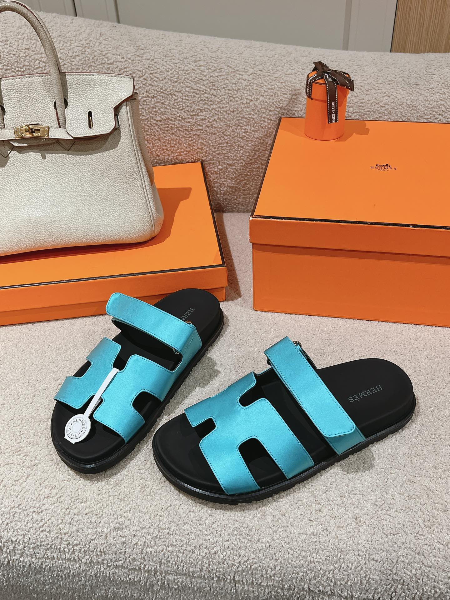 CHYPRE SANDAL BLACK MIX SKY CALFSKIN、mysite、Cacoeks