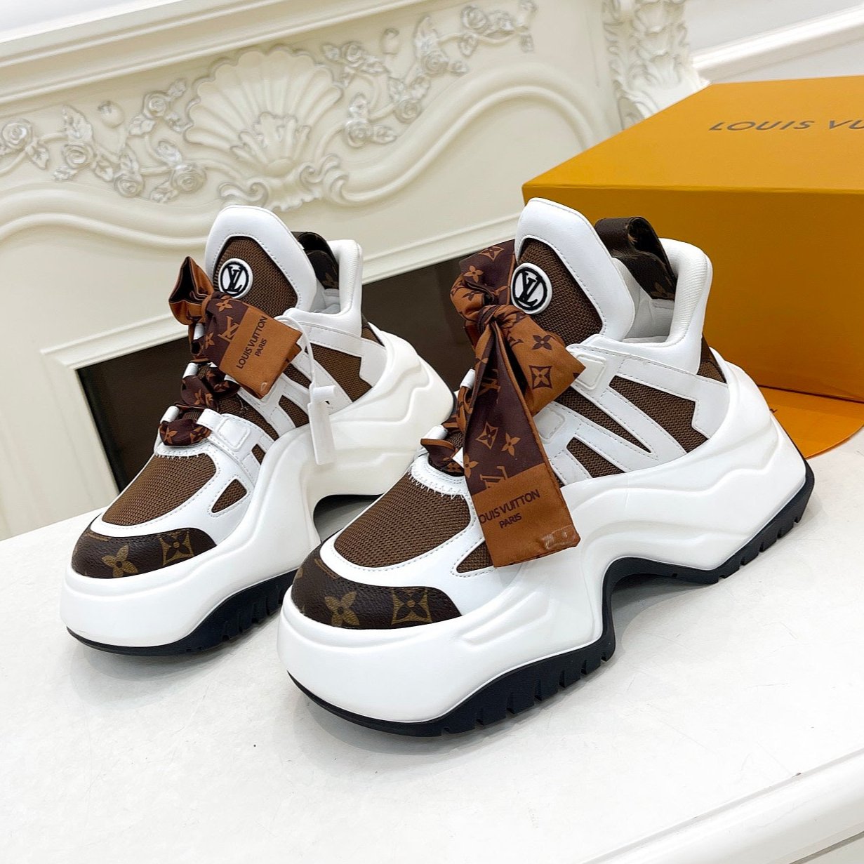 LV ARCHLIGHT 2.0 PLATFORM SNEAKER IN WHITE MIX CHOCOLATE BROWN MIX OF MATERIALS、mysite、Cacoeks