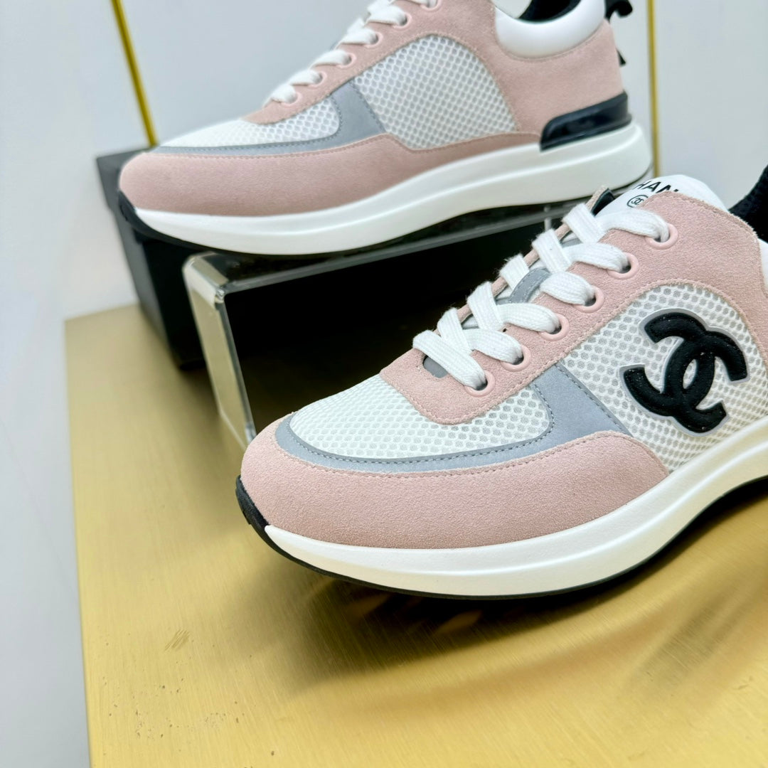 CLASSIC TRAINER IN LIGHT PINK MERCERIZED VELVET、mysite、Cacoeks