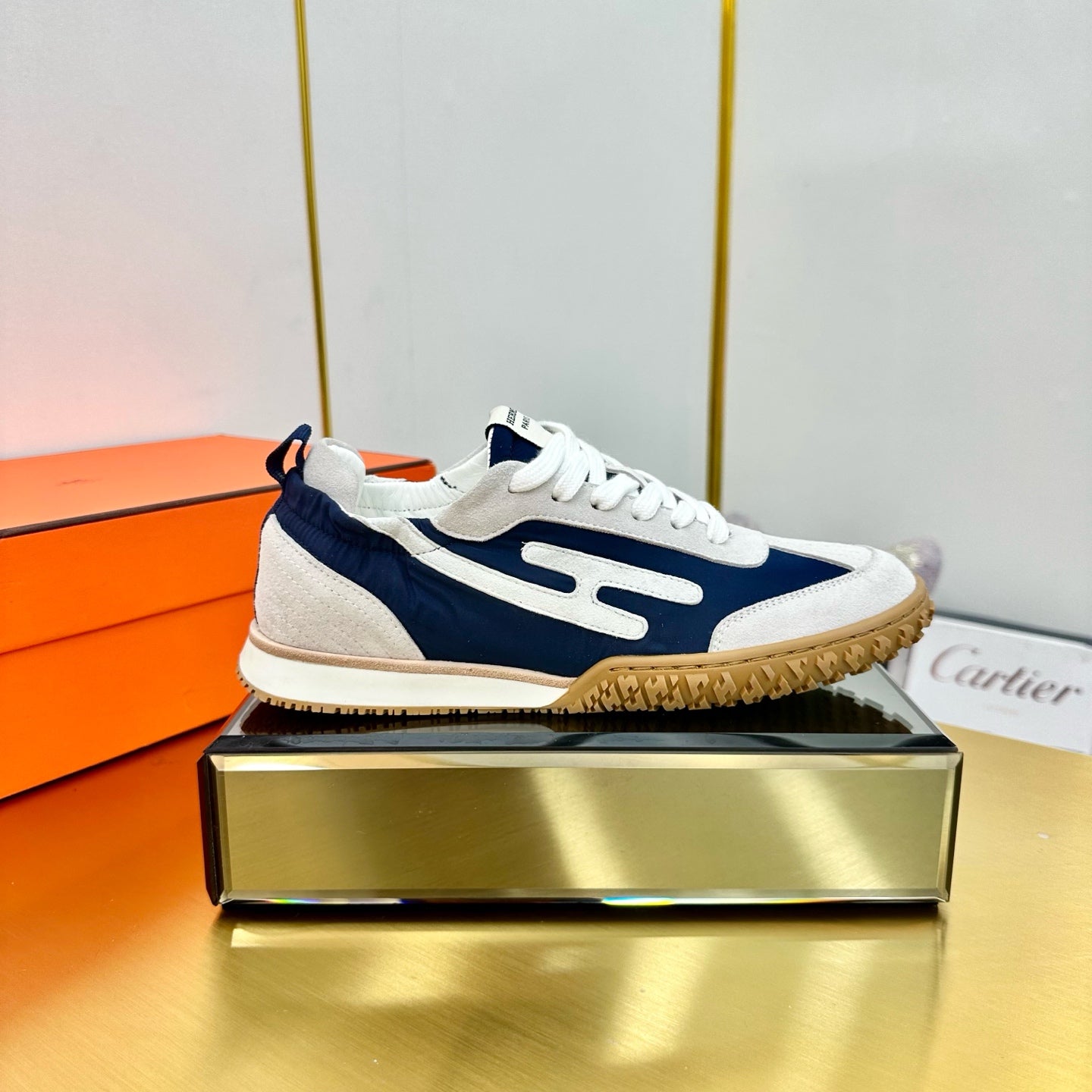 JET SNEAKER IN PALE GRAY SUEDE AND NAVY BLUE NAPPA LEATHER、mysite、Cacoeks