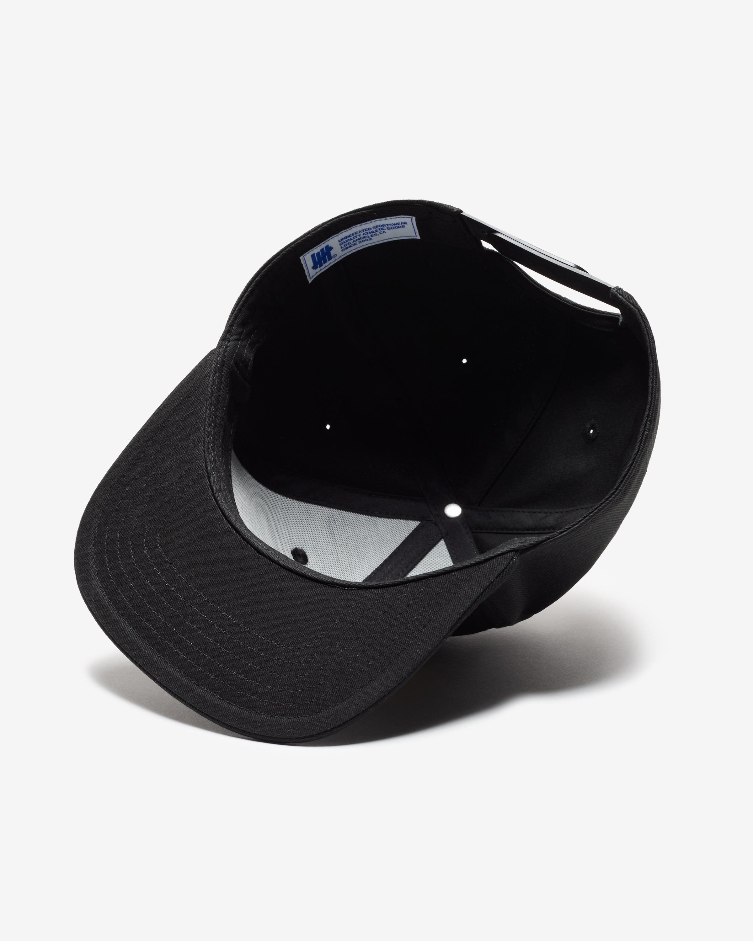 UNDEFEATED SCRIPT LOGO SNAPBACK