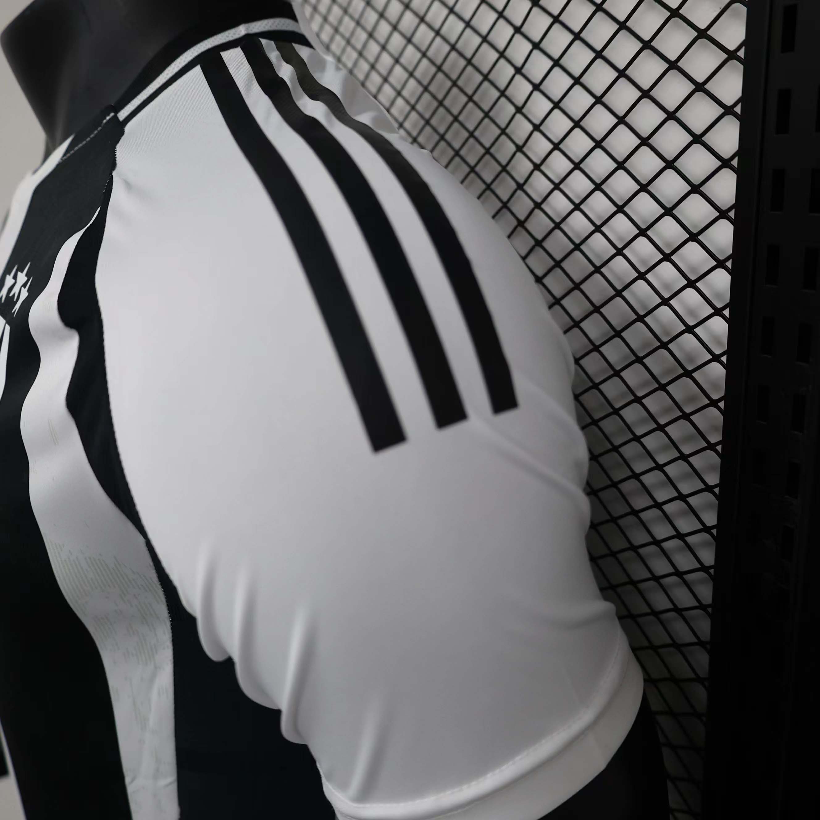 2024/2025 Player Version Juventus Home Football Shirt 1:1 Thai Quality:football jersey mysite: unitedjerseyfootball 邓江浪:football