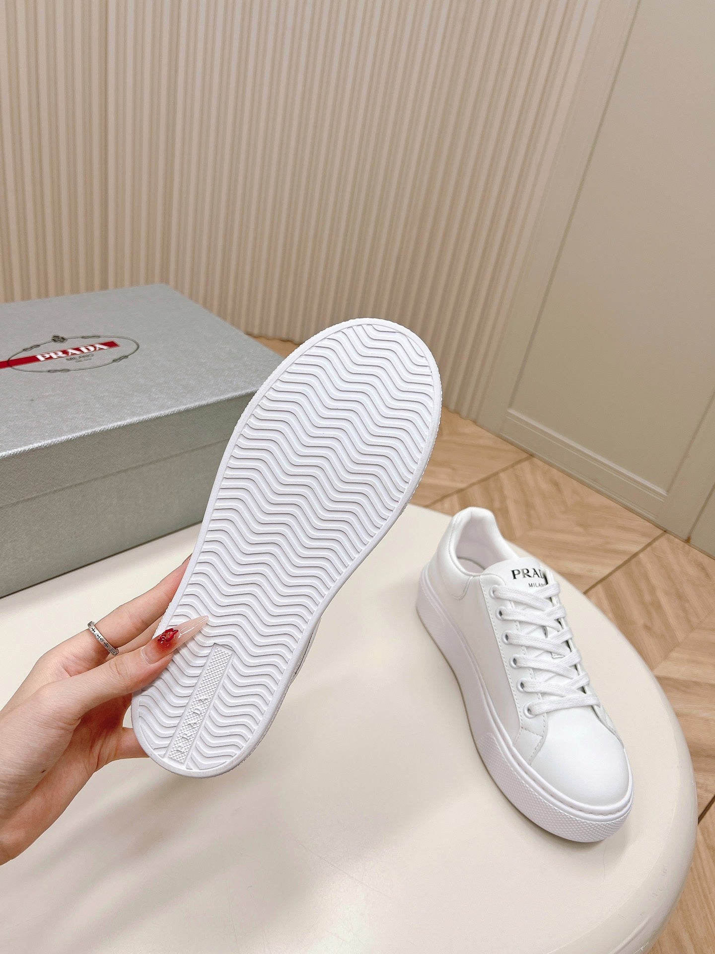 PRA RETRO SNEAKERS WHITE CALFSKIN、mysite、Cacoeks