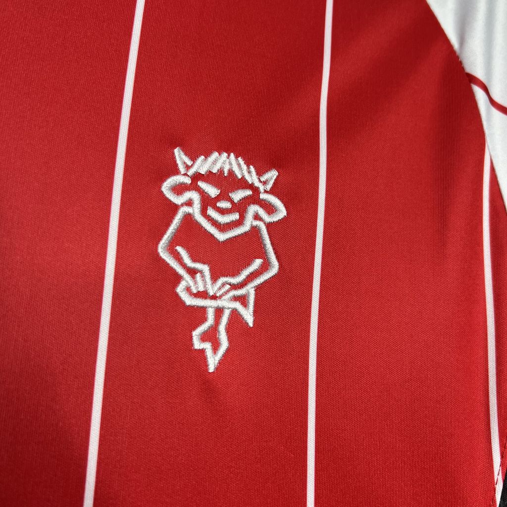 ManixJersey.com | Lincoln City 24-25 Home Stadium Jersey - Fans Version -Customize Name, Number and Patch | Worldwide Shipping