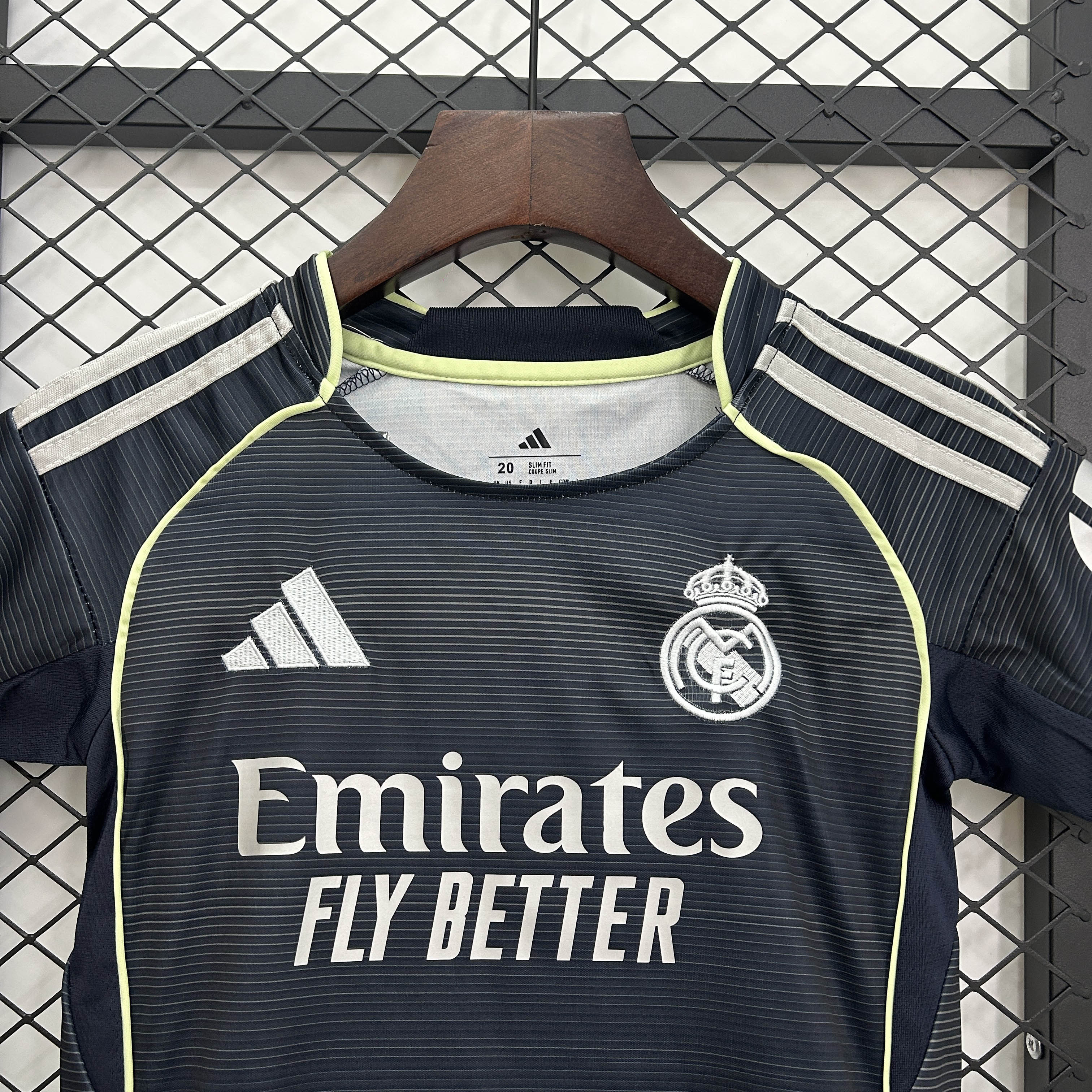2025/2026 Real Madrid Away Football Shirt 1:1 Thai Quality Kids Size:football jersey mysite: unitedjerseyfootball 邓江浪:football