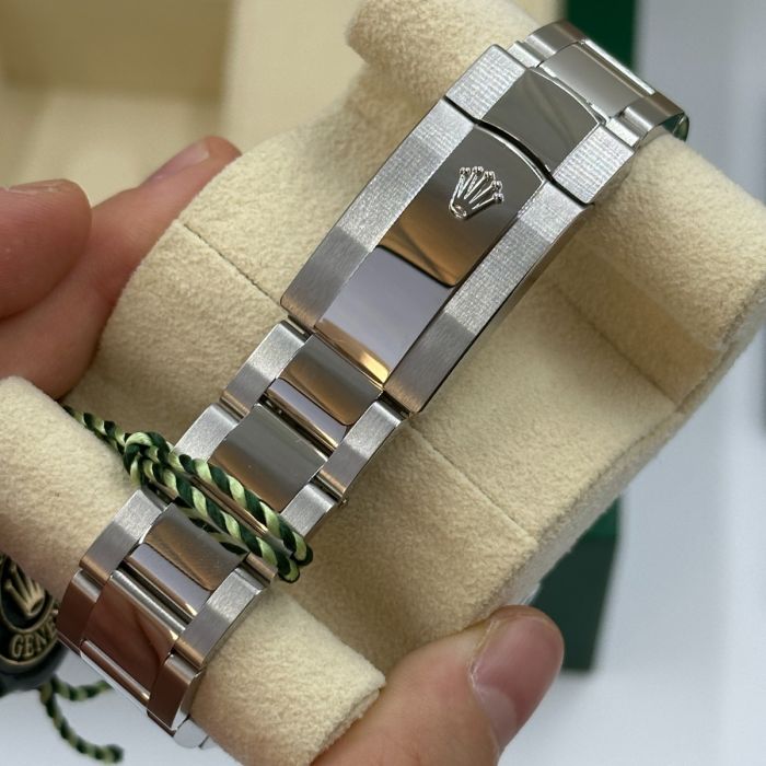 兼职  林炎: luxecystore