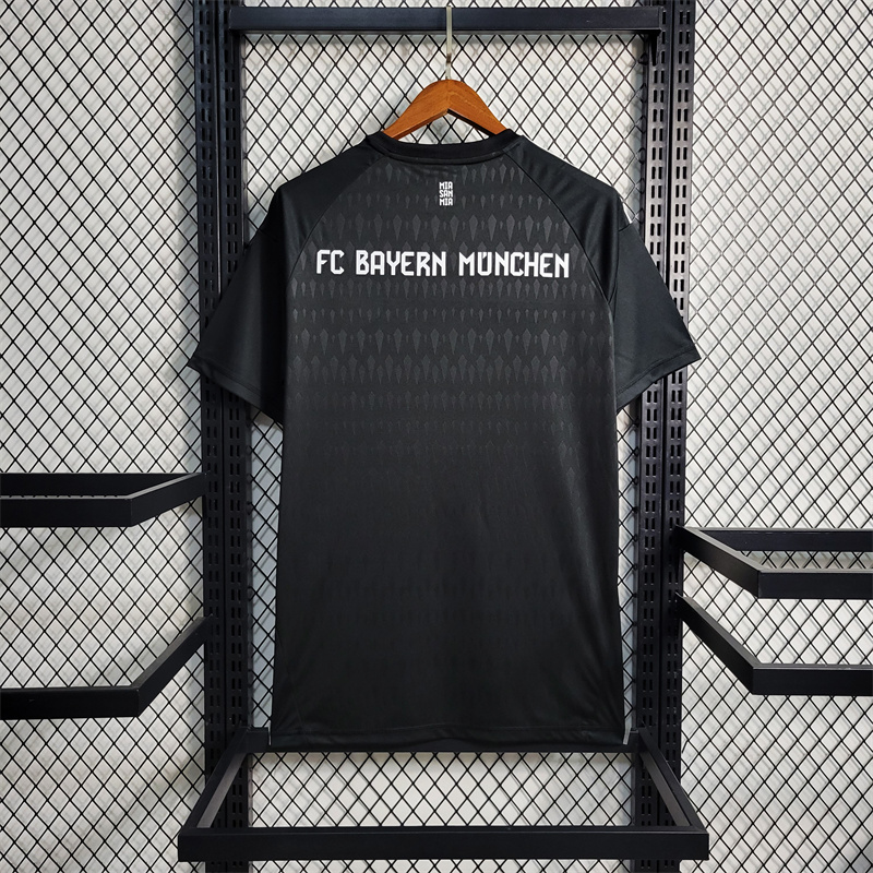 Bayern Munich 23-24 Black Goalkeeper Jersey - Fans Version:football jersey mysite: unitedjerseyfootball 邓江浪:football