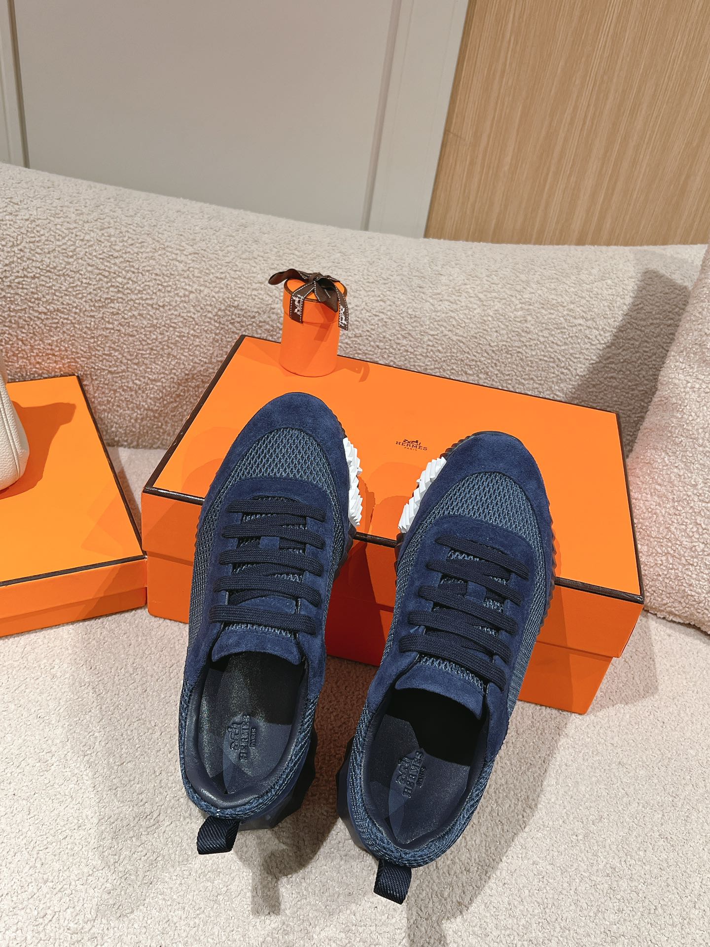 MAINLAND SNEAKER IN CLASSIC BLUE SUEDE AND BREATHABLE MESH FABRIC、mysite、Cacoeks