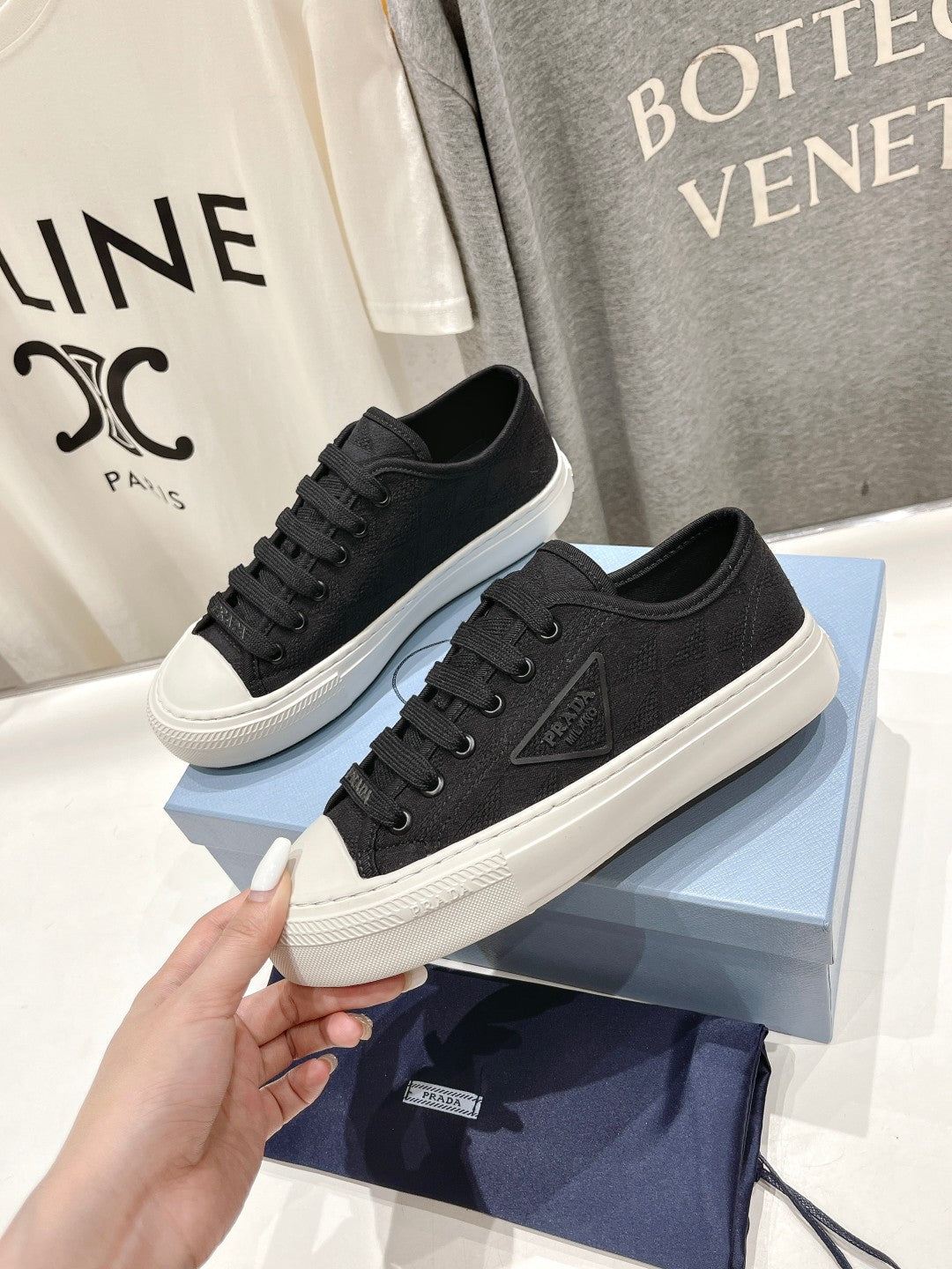 PRA PRINTED COTTON SNEAKERS BLACK AND WHITE CANVAS、mysite、Cacoeks