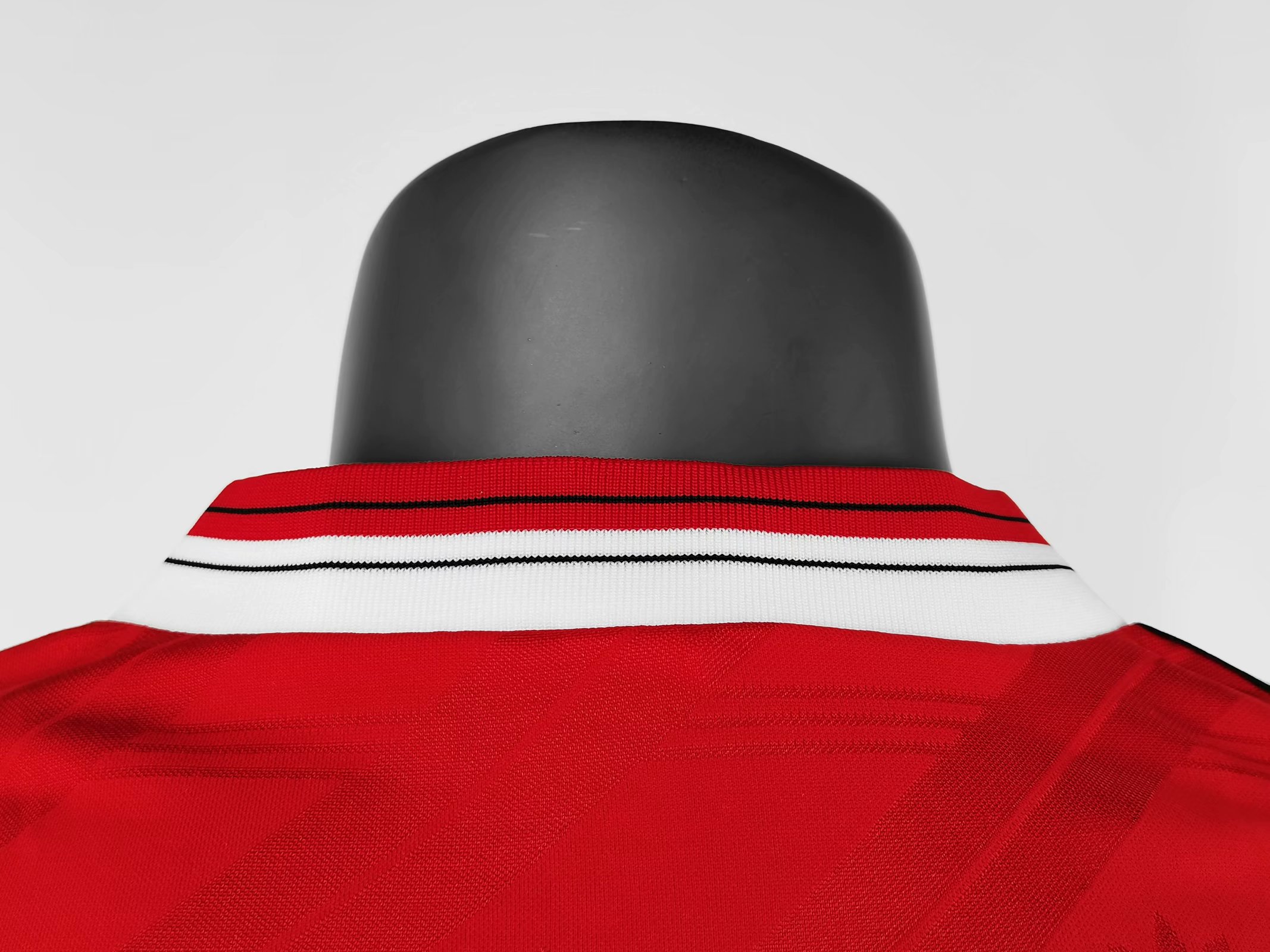 Higojerseys-Retro Manchester United 86-88 Home Stadium Jersey