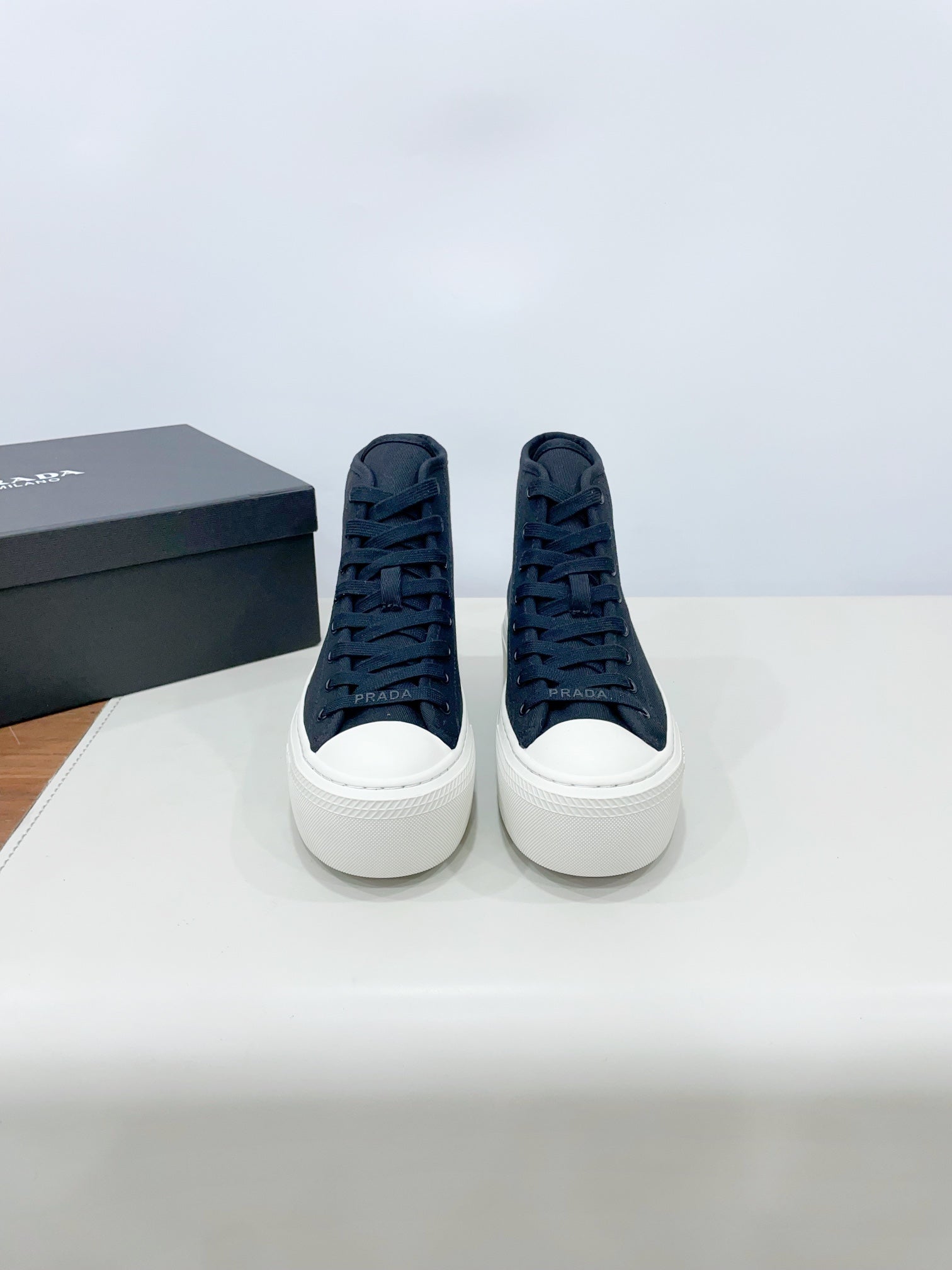 HIGH-TOP SEANKERS IN SPACE BLUE CANVAS、mysite、Cacoeks