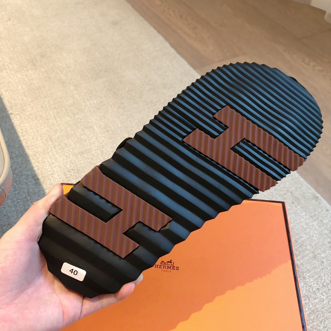 DAD SANDALS IN BLACK CALFSKIN AND RUBBER、mysite、Cacoeks