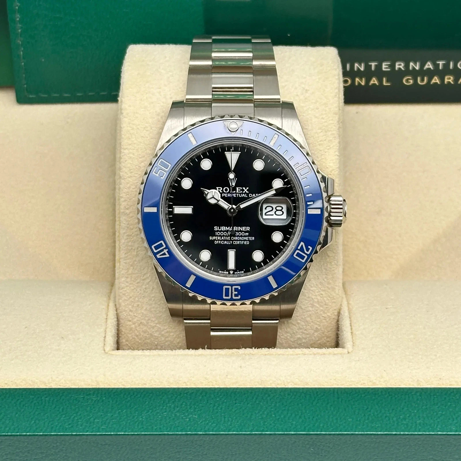 Rolex Submariner Super Clone Swiss ReplicaWatch Ref 126619LB 3235 Swiss Movement