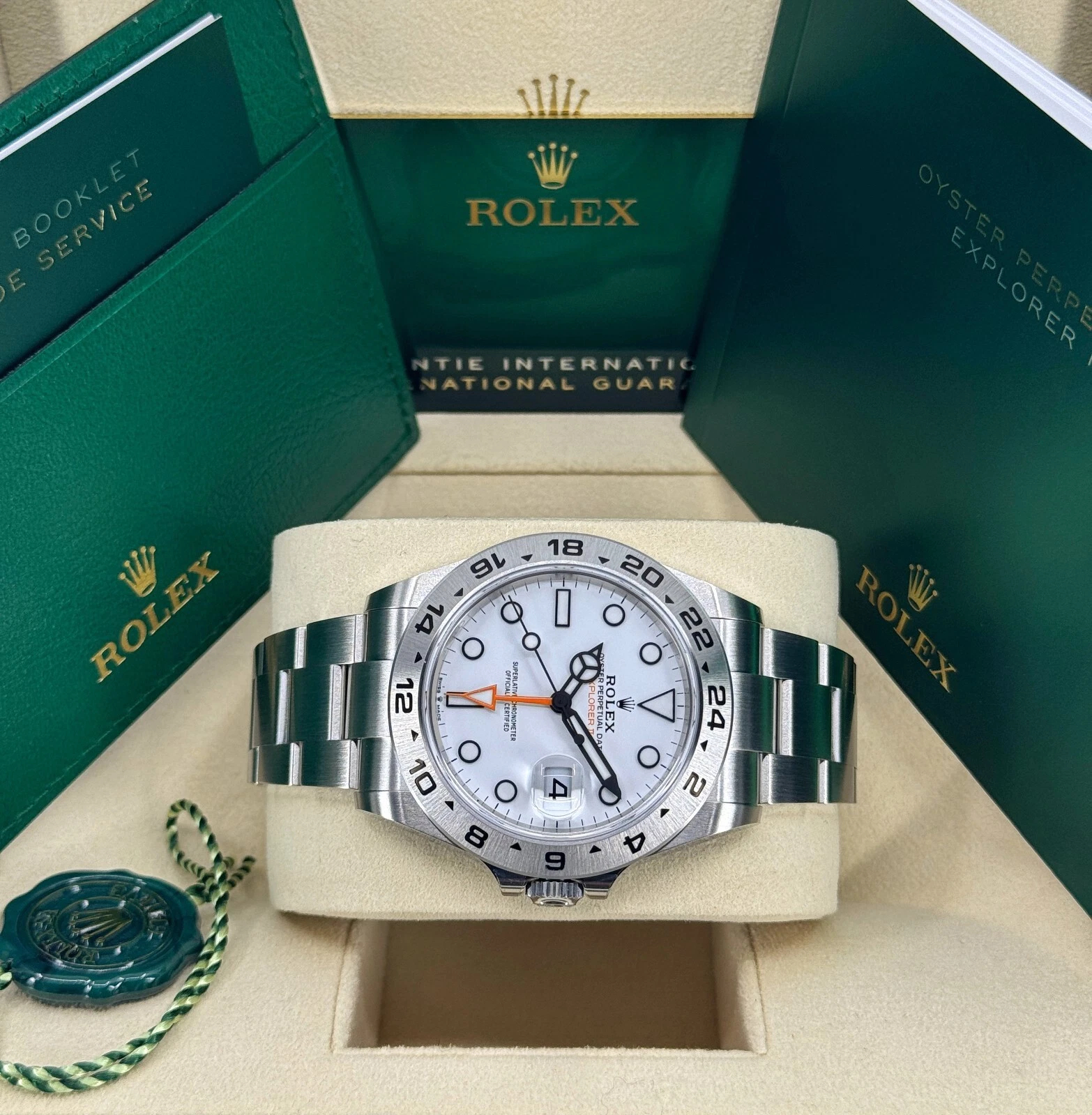 Rolex Explorerll Super Clone Swiss Replica Watch White Dial Ref 226570 3285 Swiss Movement
