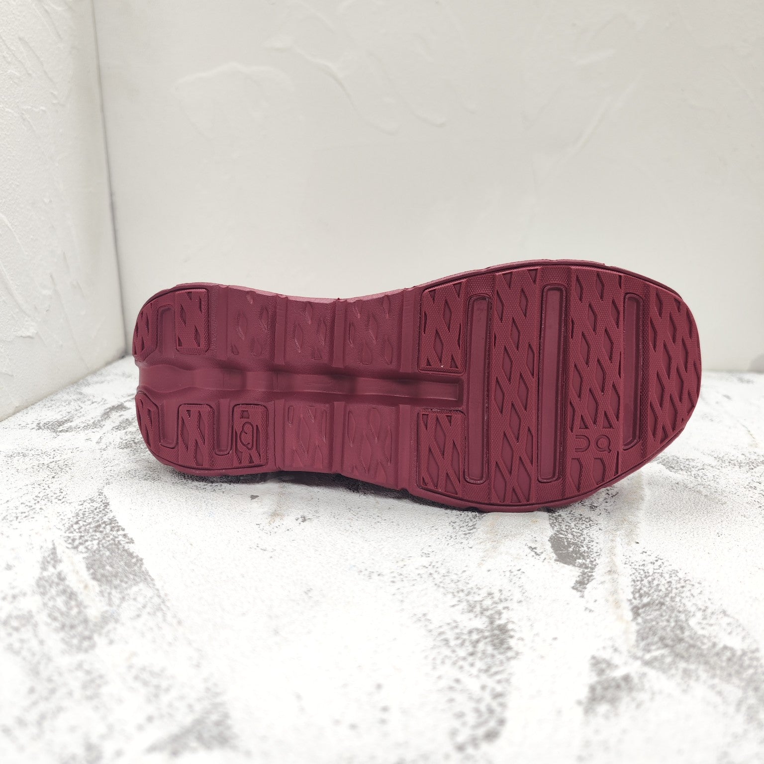 CLOUDTILT SNEAKER IN JAM RED RECYCLED POLYESTER、mysite、Cacoeks