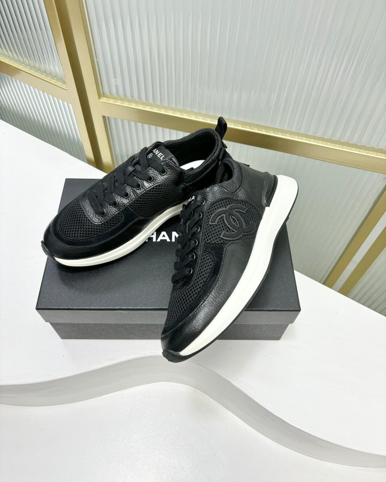 SNEAKER IN BLACK SUEDE、mysite、Cacoeks