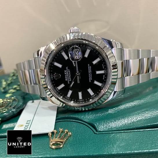 Rolex Datejust 116334BKSO Automatic Black Dial Replica 6 Rolex Datejust II Automatic Black Dial 116334BKSO Fluted Bezel Replica on the Green Rolex Box