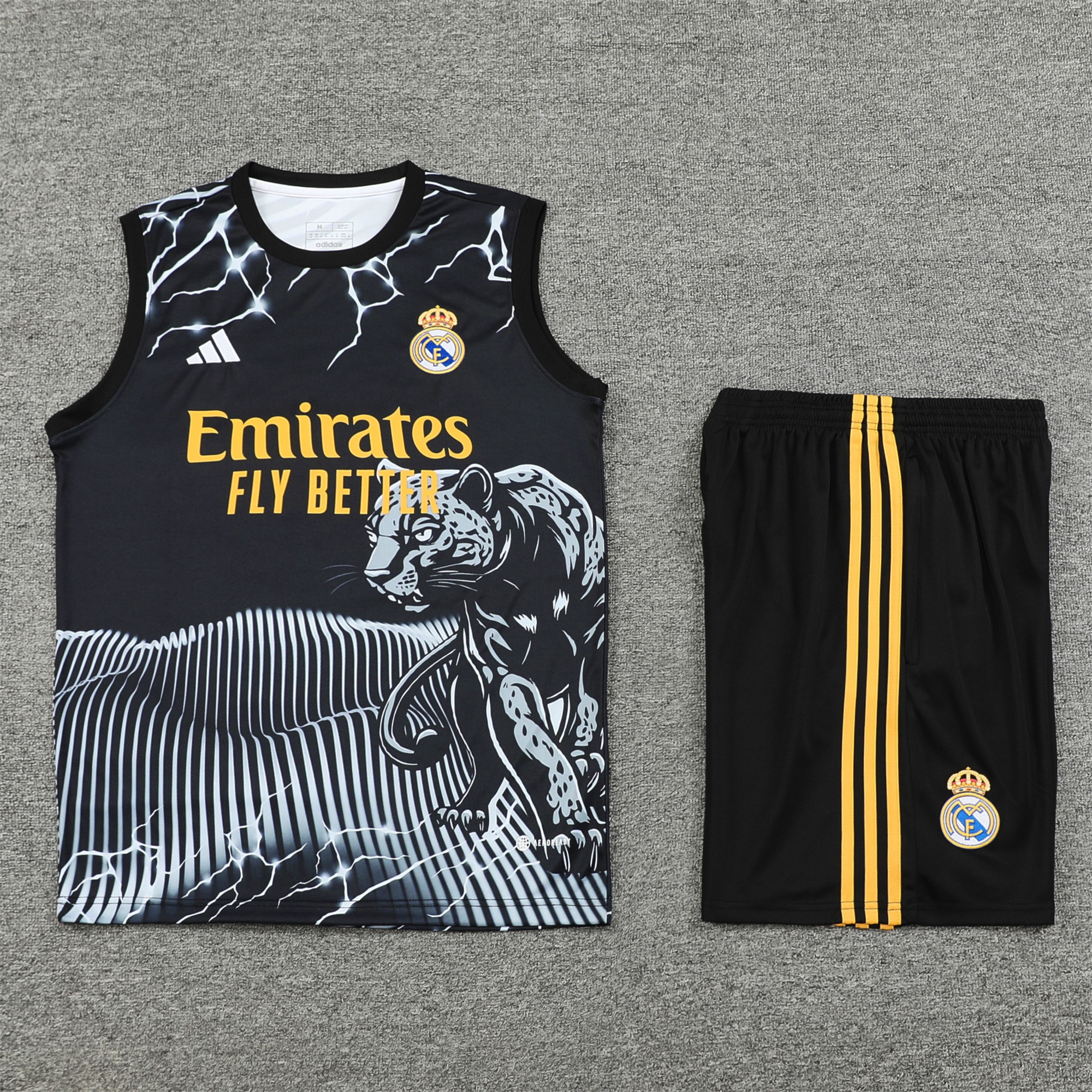 Higojerseys-Real Madrid 24-25 Vest Training Set - White & Black Leopard