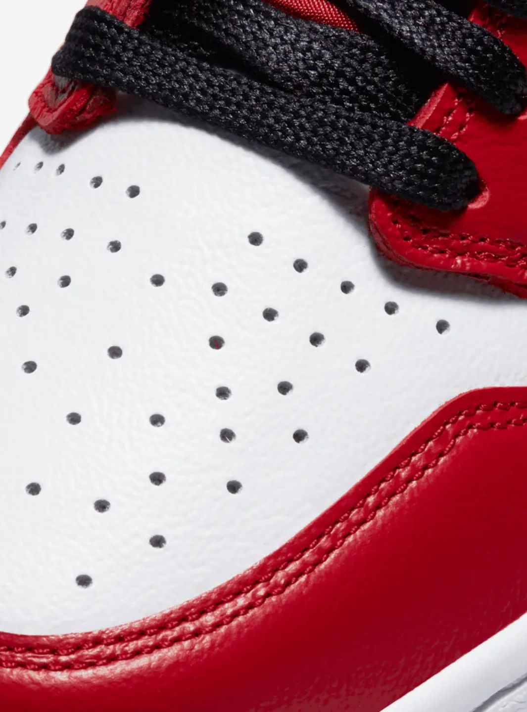 Air Jordan 1 Retro High Satin Snake Chicago、JORDAN、Cacoeks