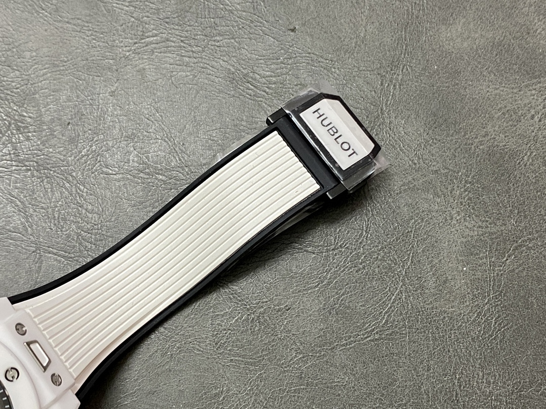 Hublot Big Bang Unico White Ceramic 411.HX.1171.RX-fasswatch