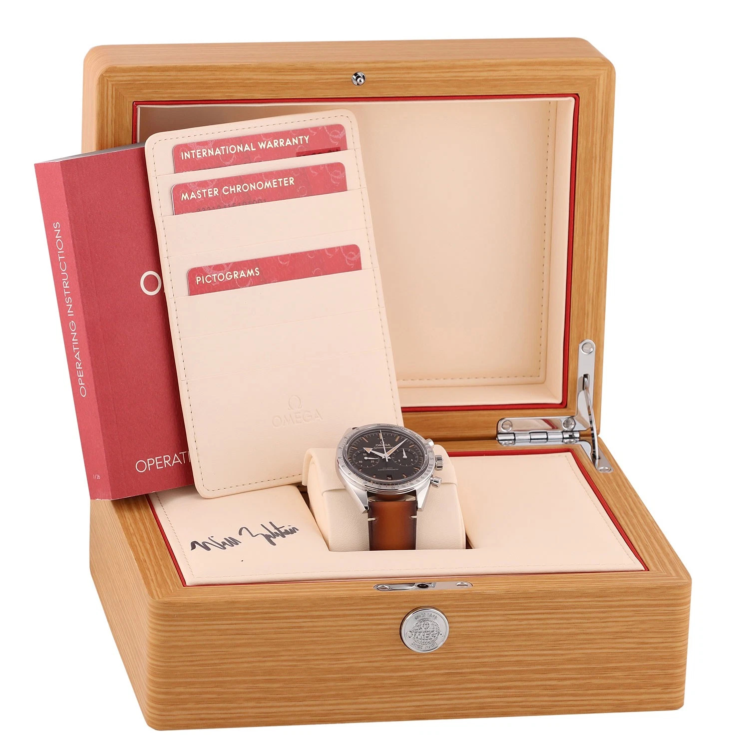 Omega Speedmaster Ref. 332.12.41.51.01.001 Super Clone Watch – Black Dial Leather Strap Fake Replica