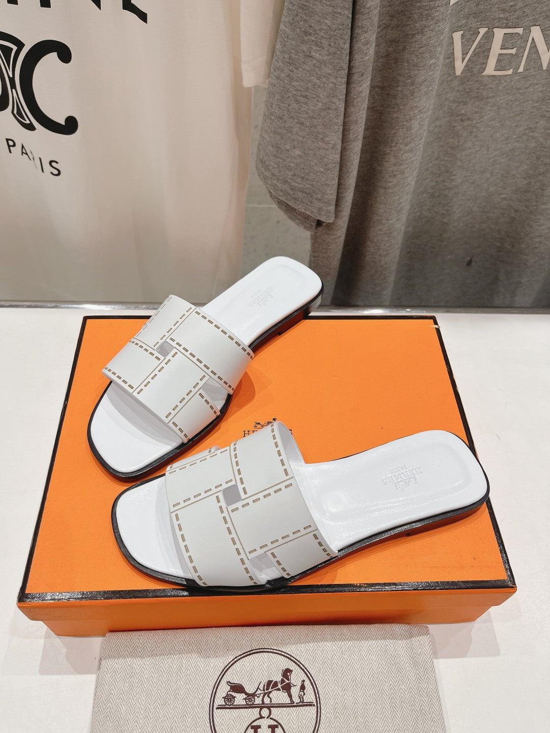 Idioma Sandal White Calfskin、mysite、Cacoeks