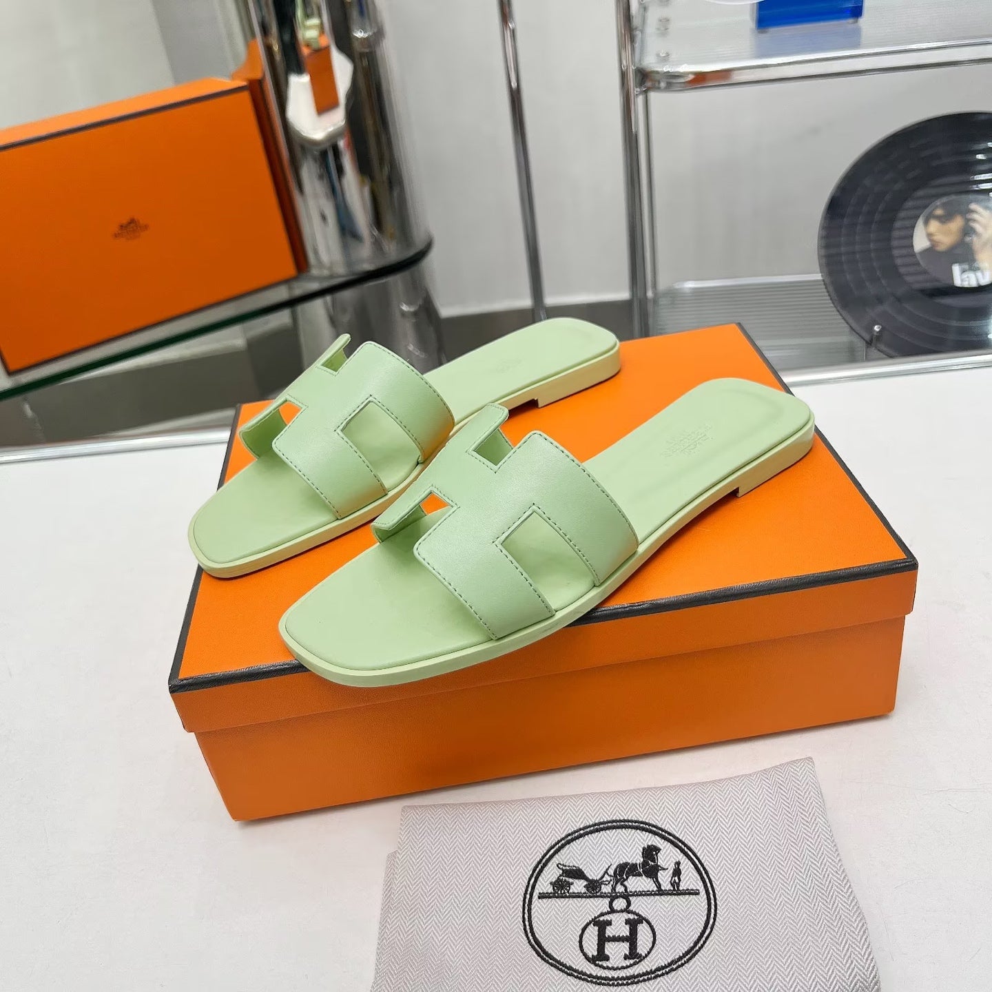 0RAN SANDALS IN GREEN PASTEL CALFSKIN、mysite、Cacoeks
