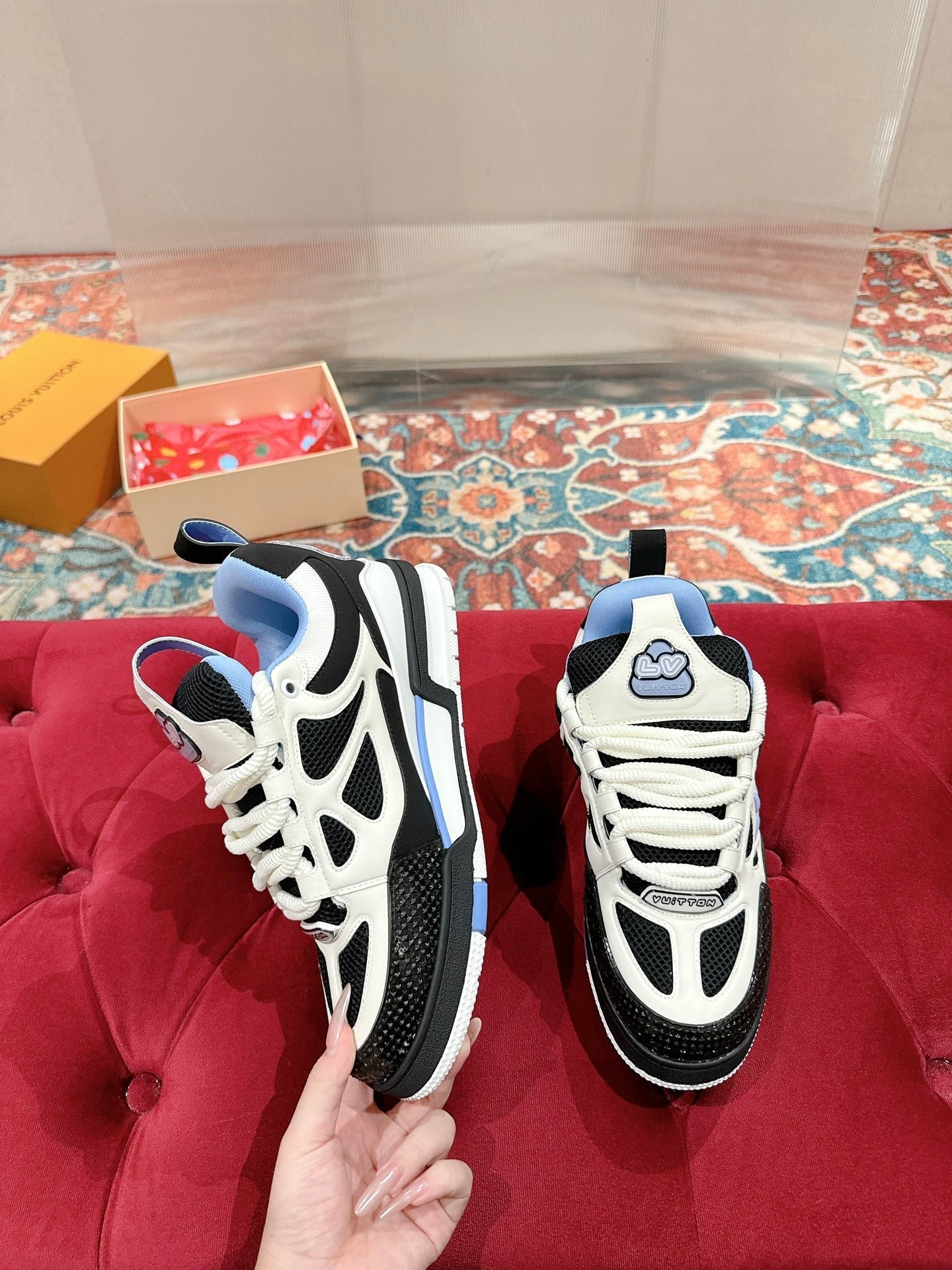 LV SKATE SNEAKER IN WHITE MIX BLACK AND SKY BLUE CALFSKIN、mysite、Cacoeks