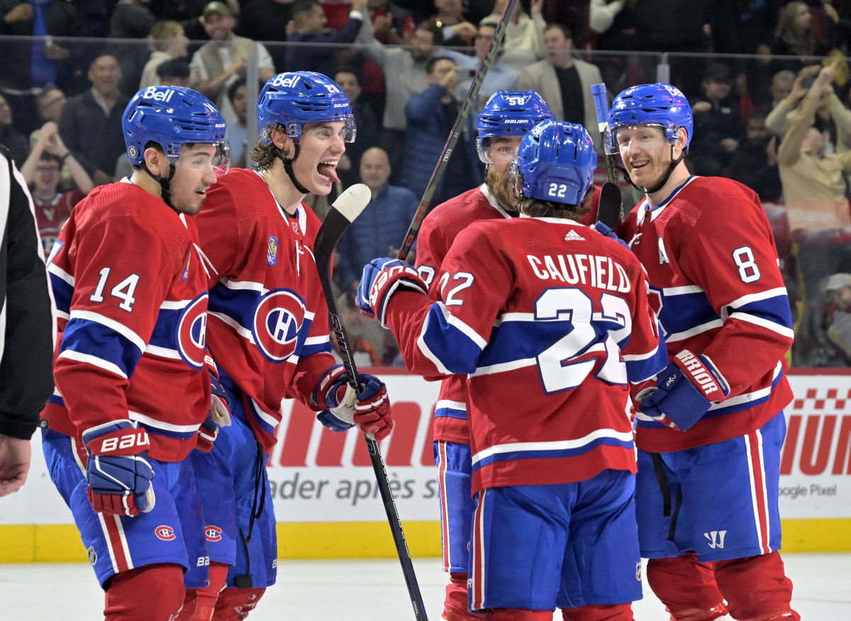 Canadiens: Noah Kahan Rocks Out in Jerseys of both Montreal Hockey Teams -  The Hockey News Montreal Canadiens News, Analysis, and More