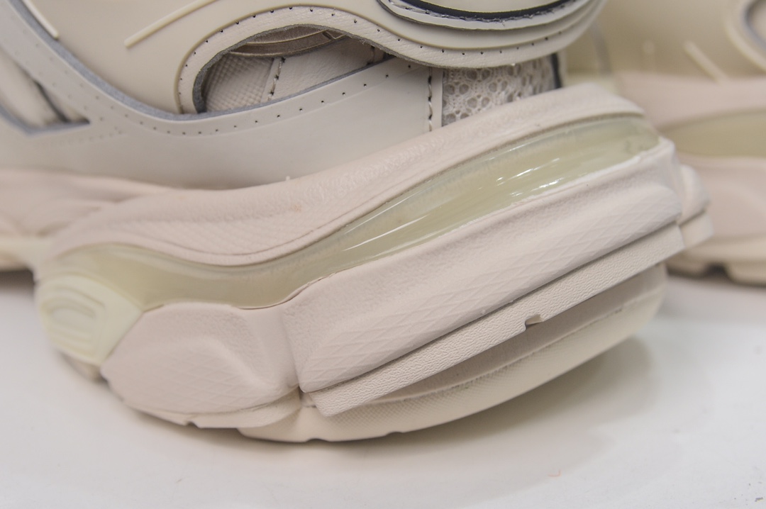 Balenciaga Track Trainer in Beige、mysite、Cacoeks