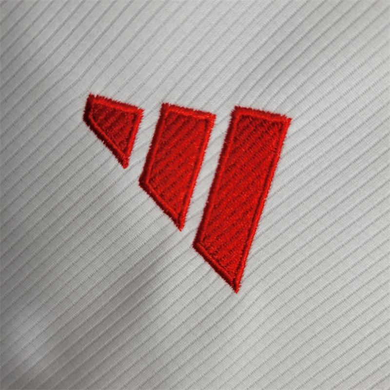 Bayern Munich 23-24 Home Stadium Jersey - Fans Version:football jersey mysite: unitedjerseyfootball 邓江浪:football