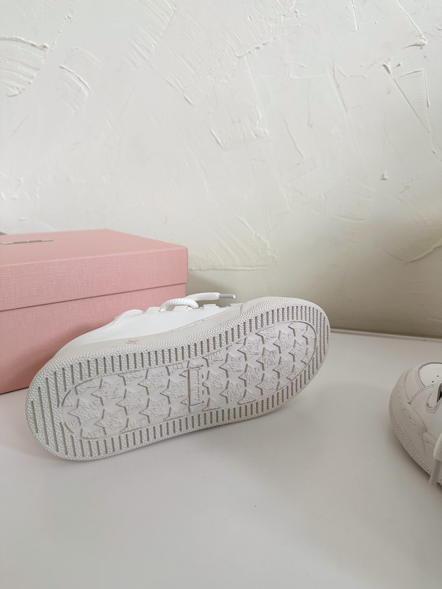 SNEAKERS SIMPLE DESIGN IN WHITE SHEEPSKIN、mysite、Cacoeks