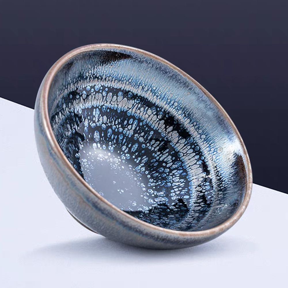 GEEK BAR-https://www.hot-toy.com/