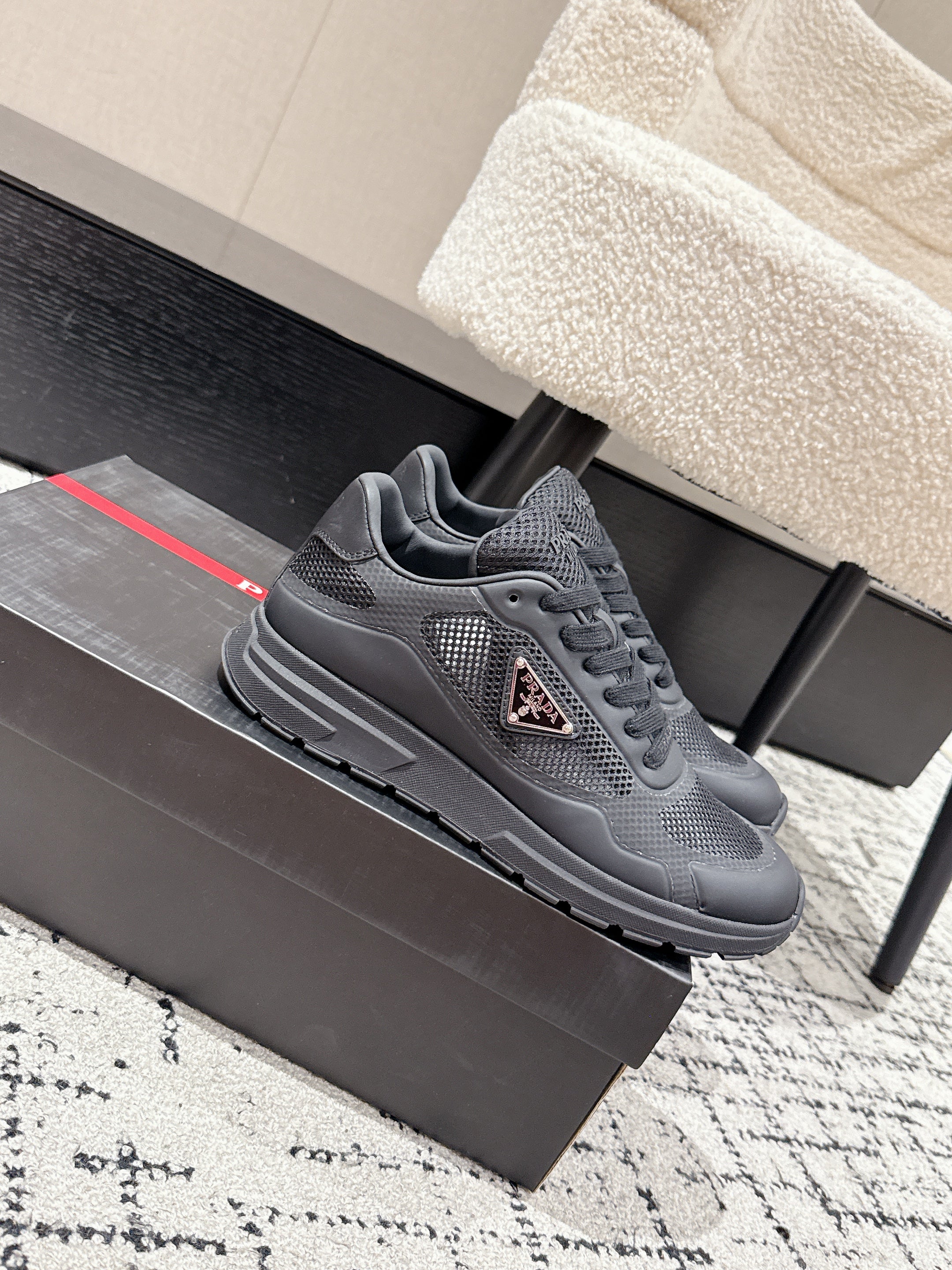 PRADA 25S MEN SNEAKERS IN BLACK CANVAS、mysite、Cacoeks