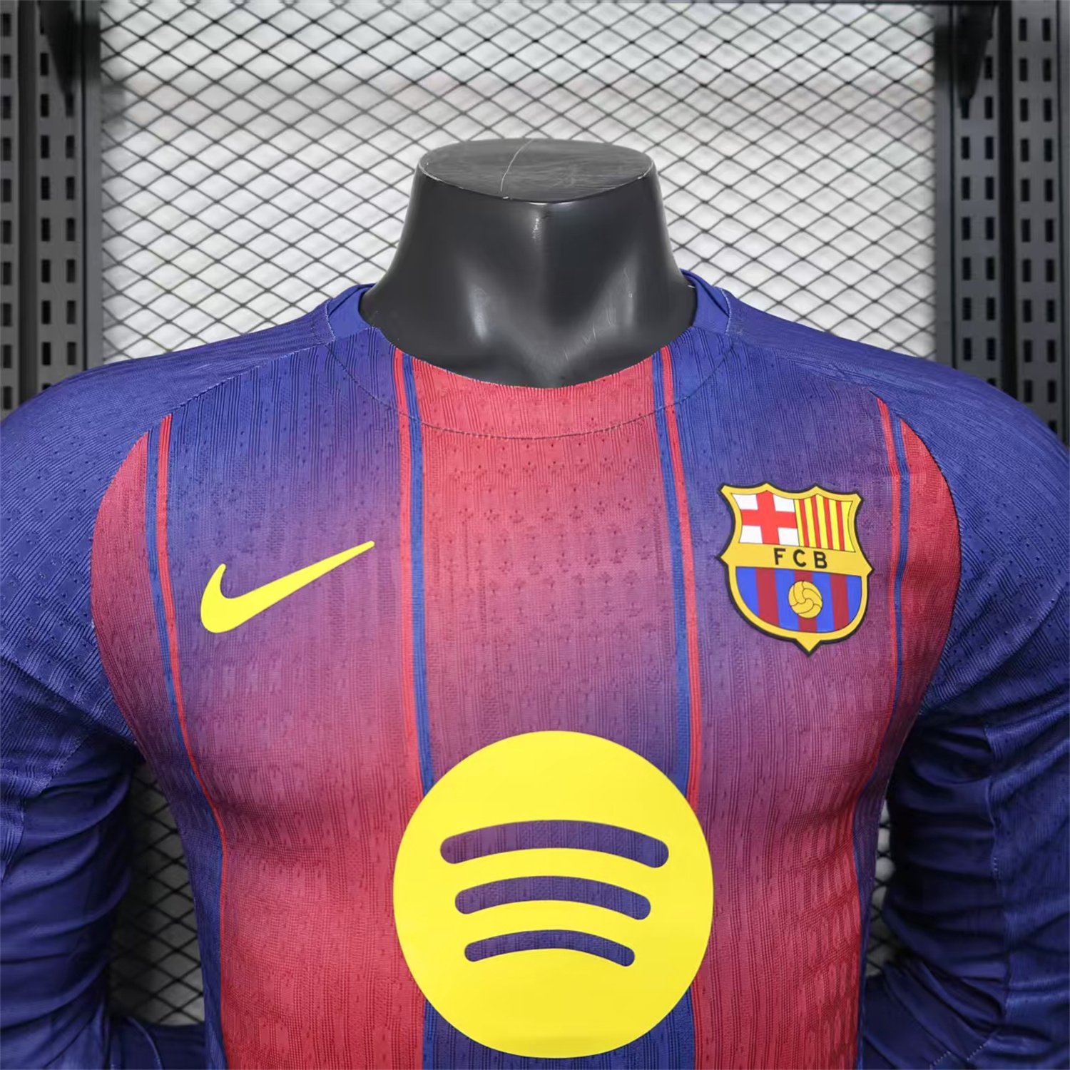 UltraTrikot-Barcelona 25-26 Home Long Sleeves Jersey (Leaked Version 2) - Player Version