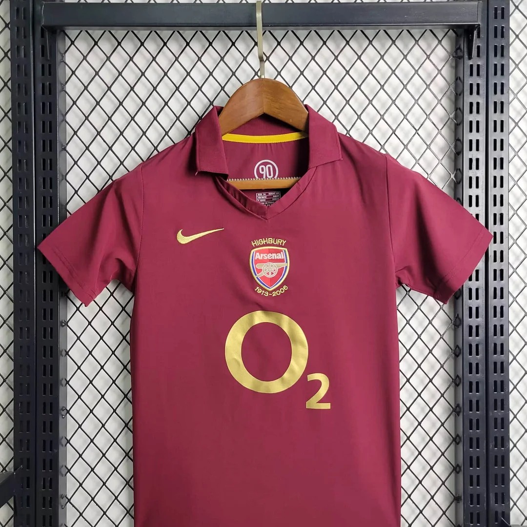 ManixJersey.com | Retro Arsenal 2005-06 Home Stadium Kids Kit -Customize Name, Number and Patch | Worldwide Shipping