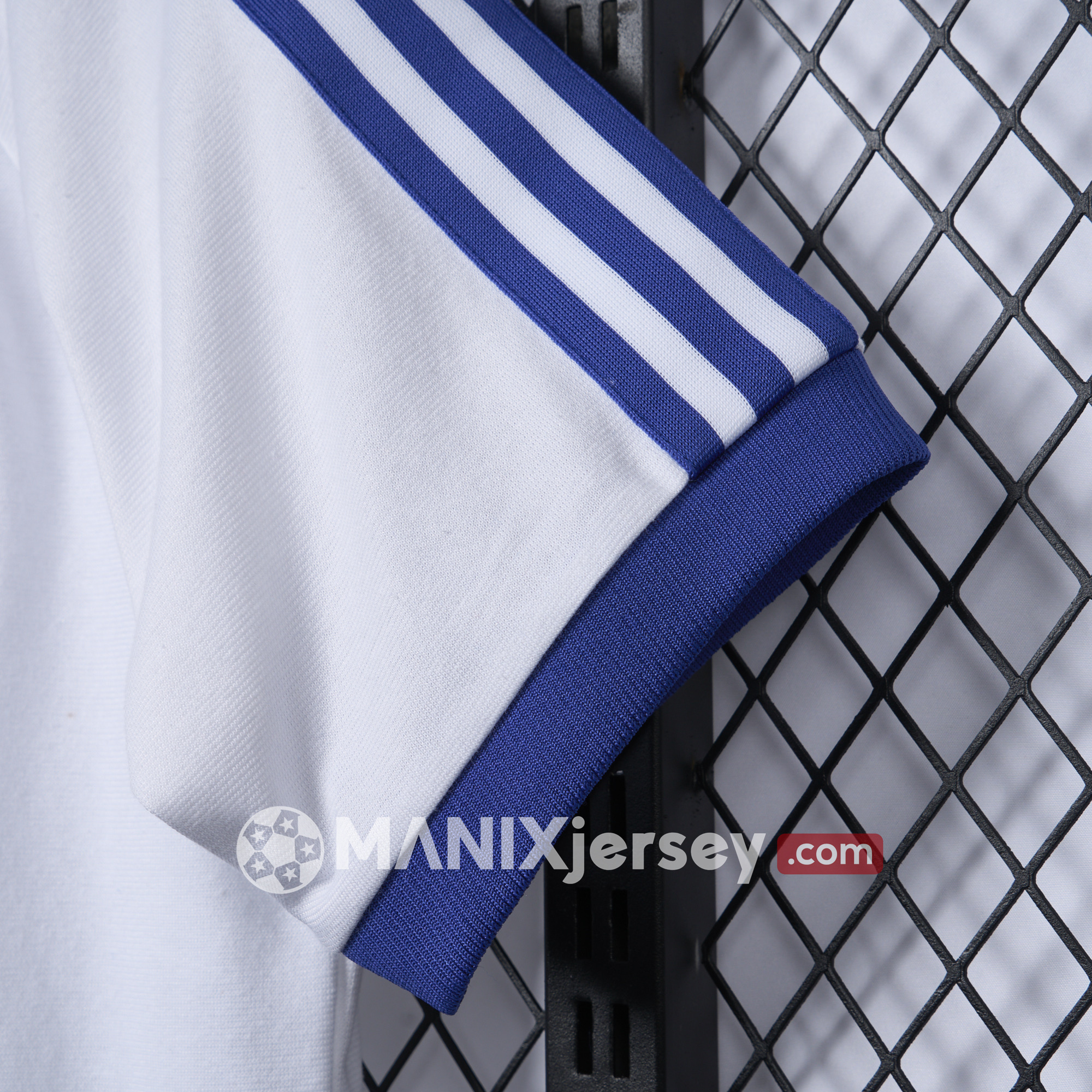 ManixJersey.com | Real Madrid 24-25 Jude Bellingham 3 Stripes Men's T-Shirt -Customize Name, Number and Patch | Worldwide Shipping
