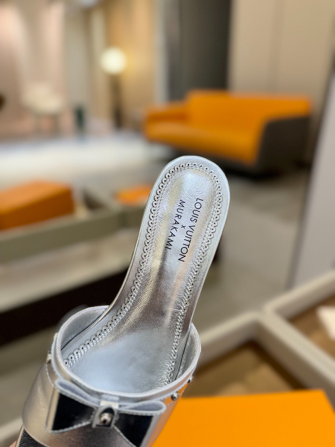 LV X TM 6AM FLAT MULE IN SILVER CALFSKIN、mysite、Cacoeks