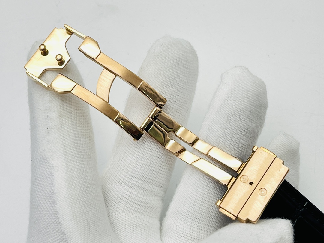 Hublot Classic Fusion King Gold 565.OX.7180.RX.1204 42mm-fasswatch